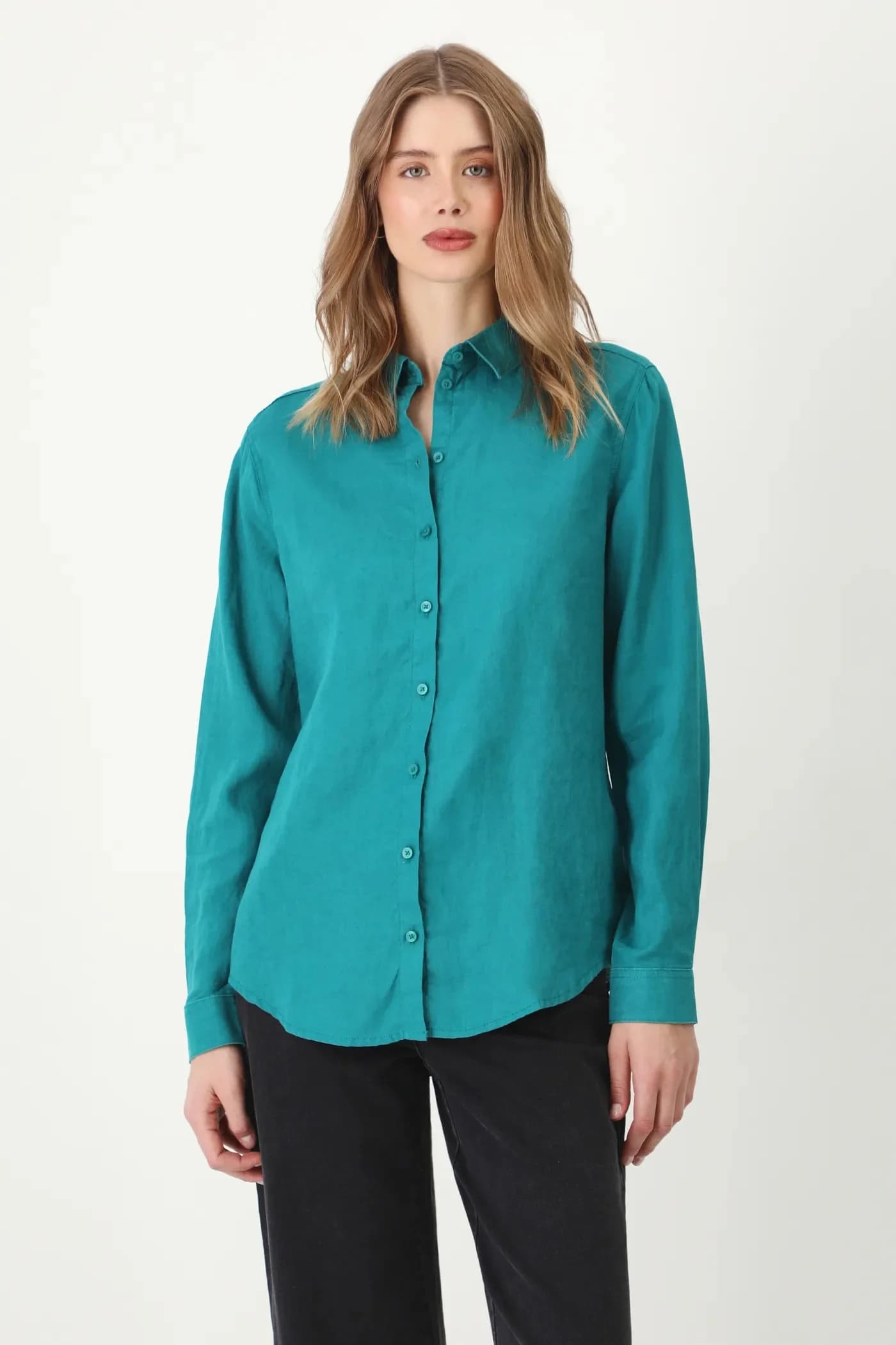 Льняная рубашка