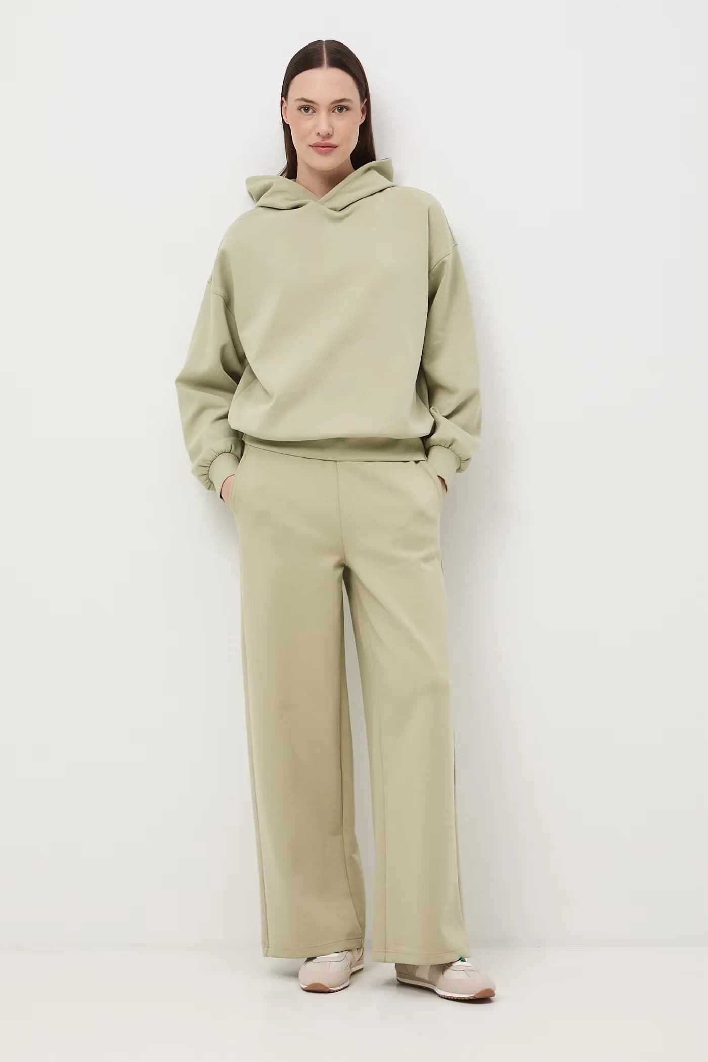 Женская толстовка с капюшоном - фото 2