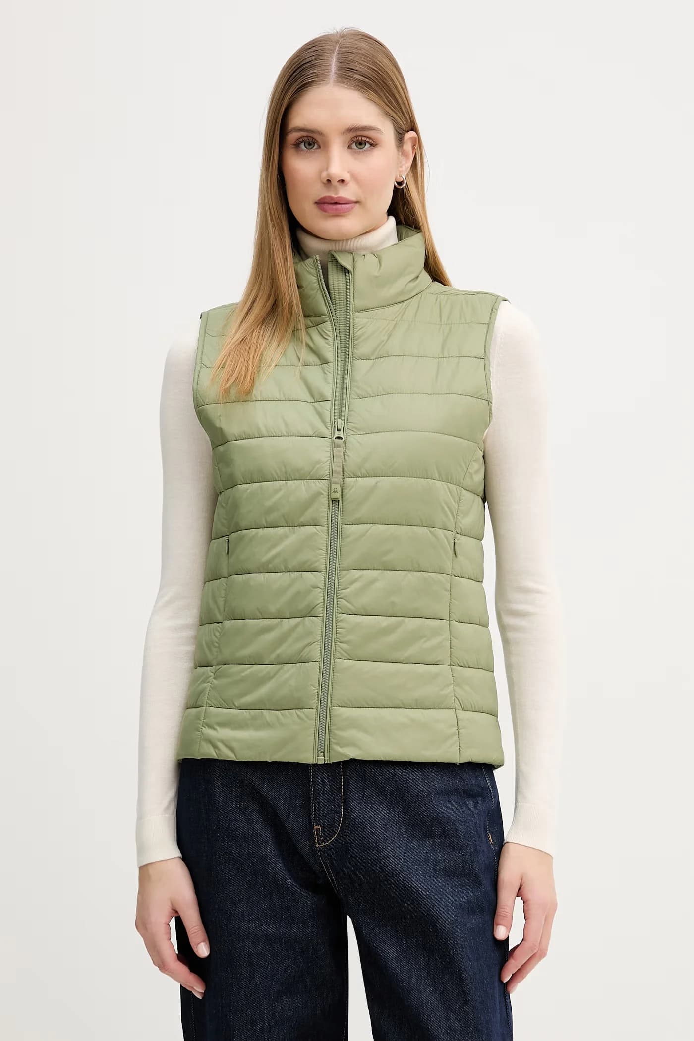 Без рукавов