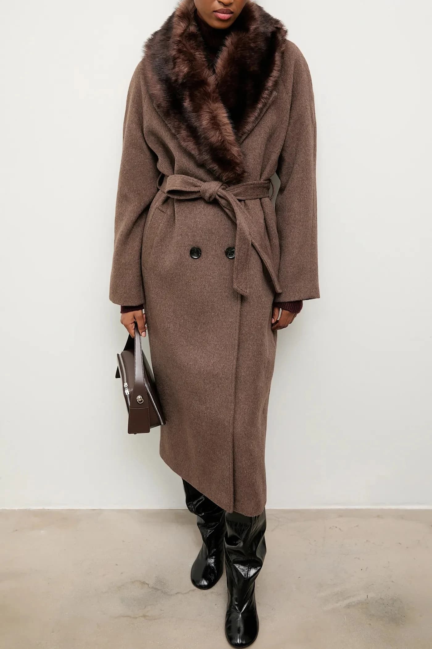 Шерстяное пальто