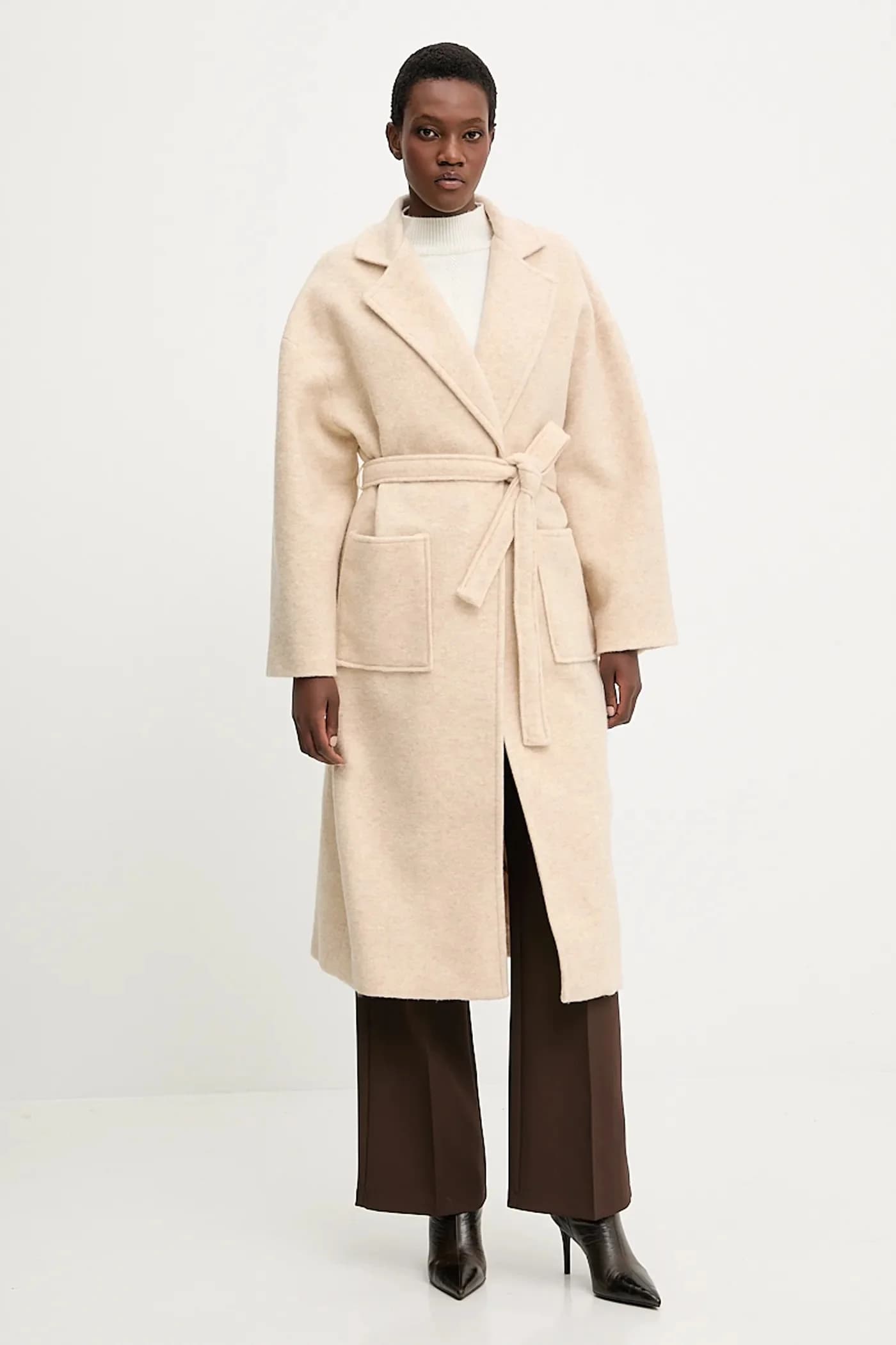 Шерстяное пальто