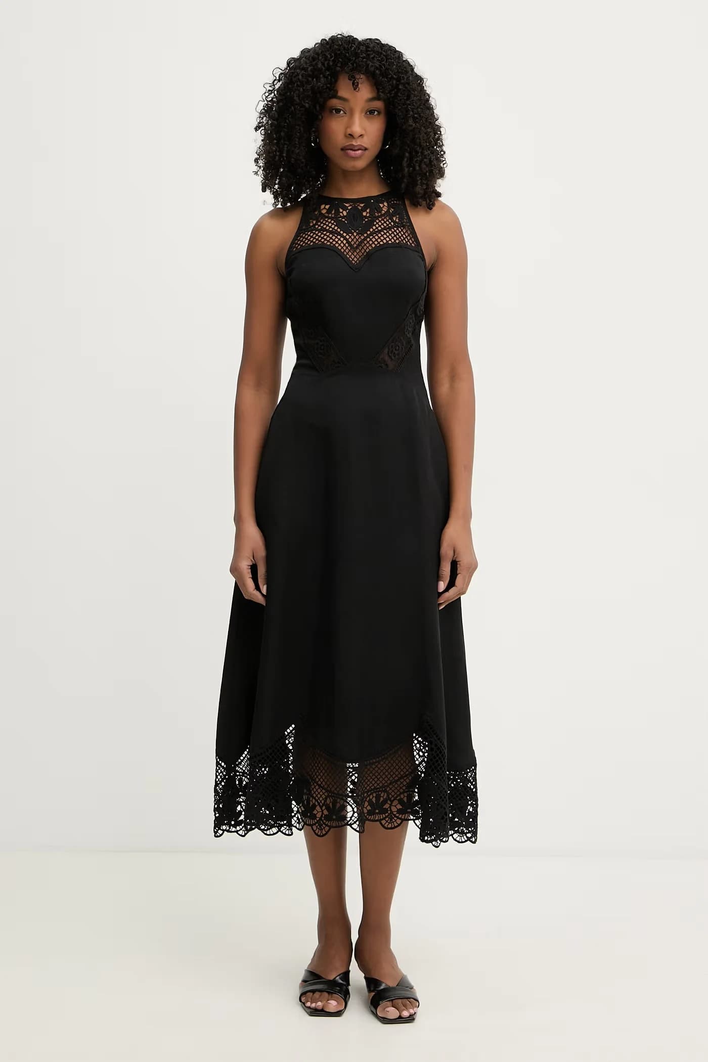 Льняное платье