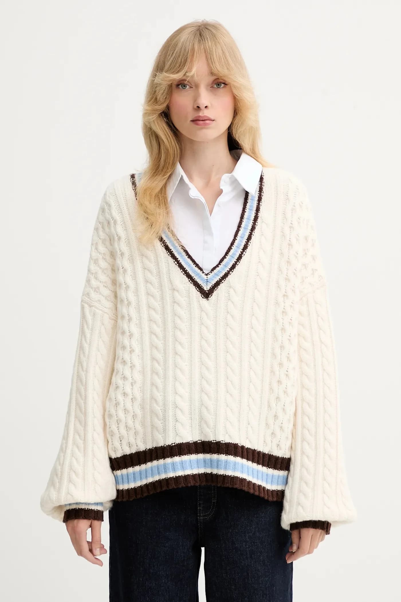 Шерстяной свитер