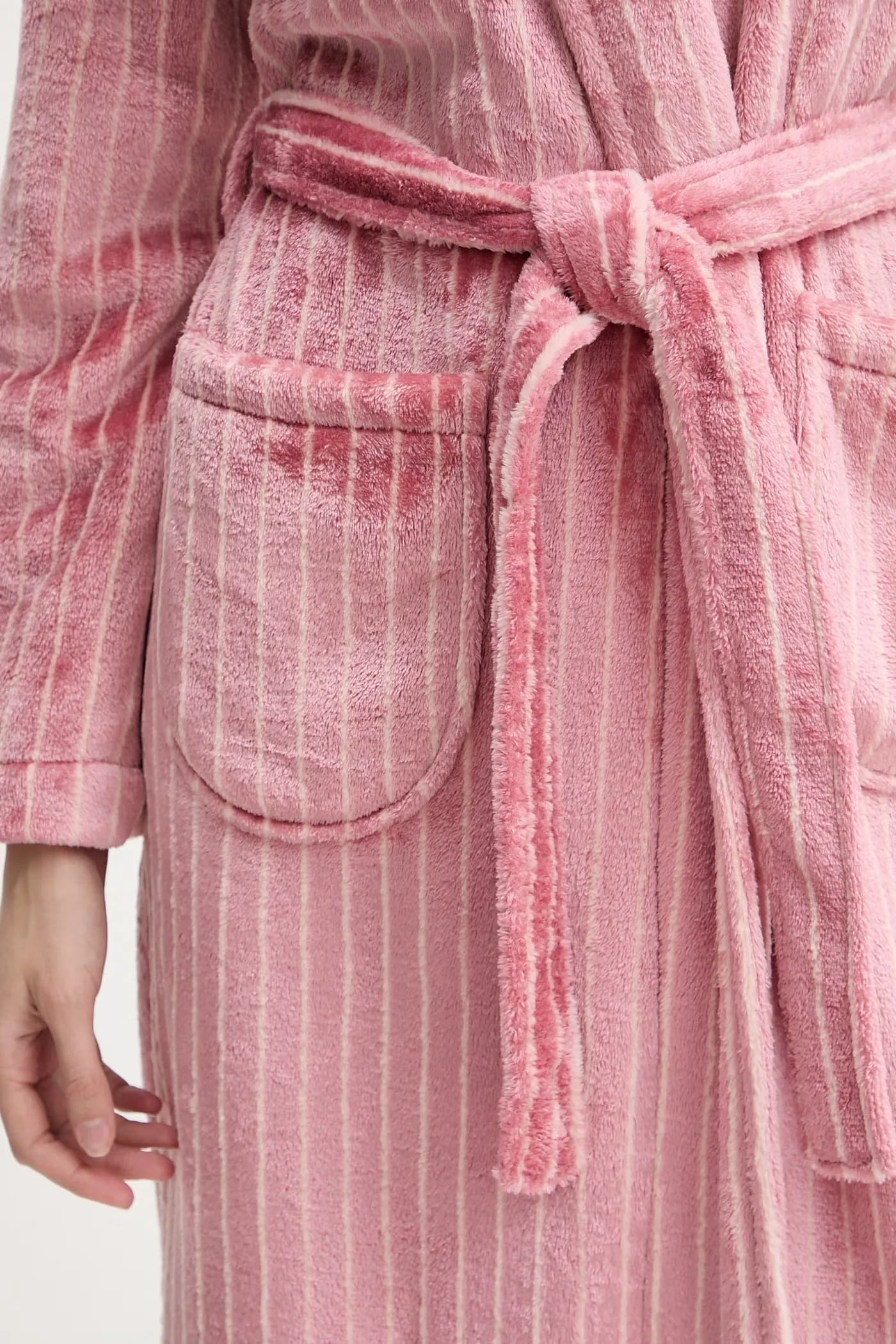 Женский махровый халат - фото 5