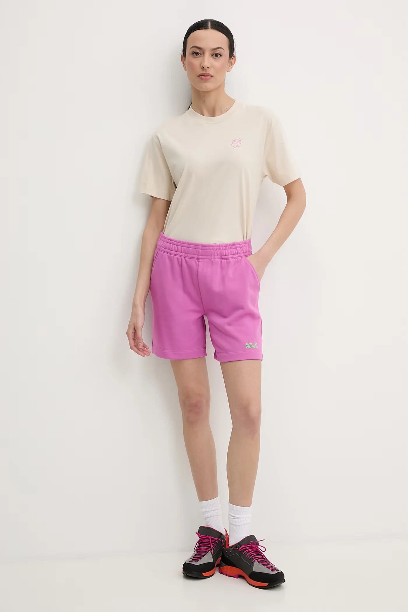 Женская хлопковая футболка Celebrate The Paw - фото 2