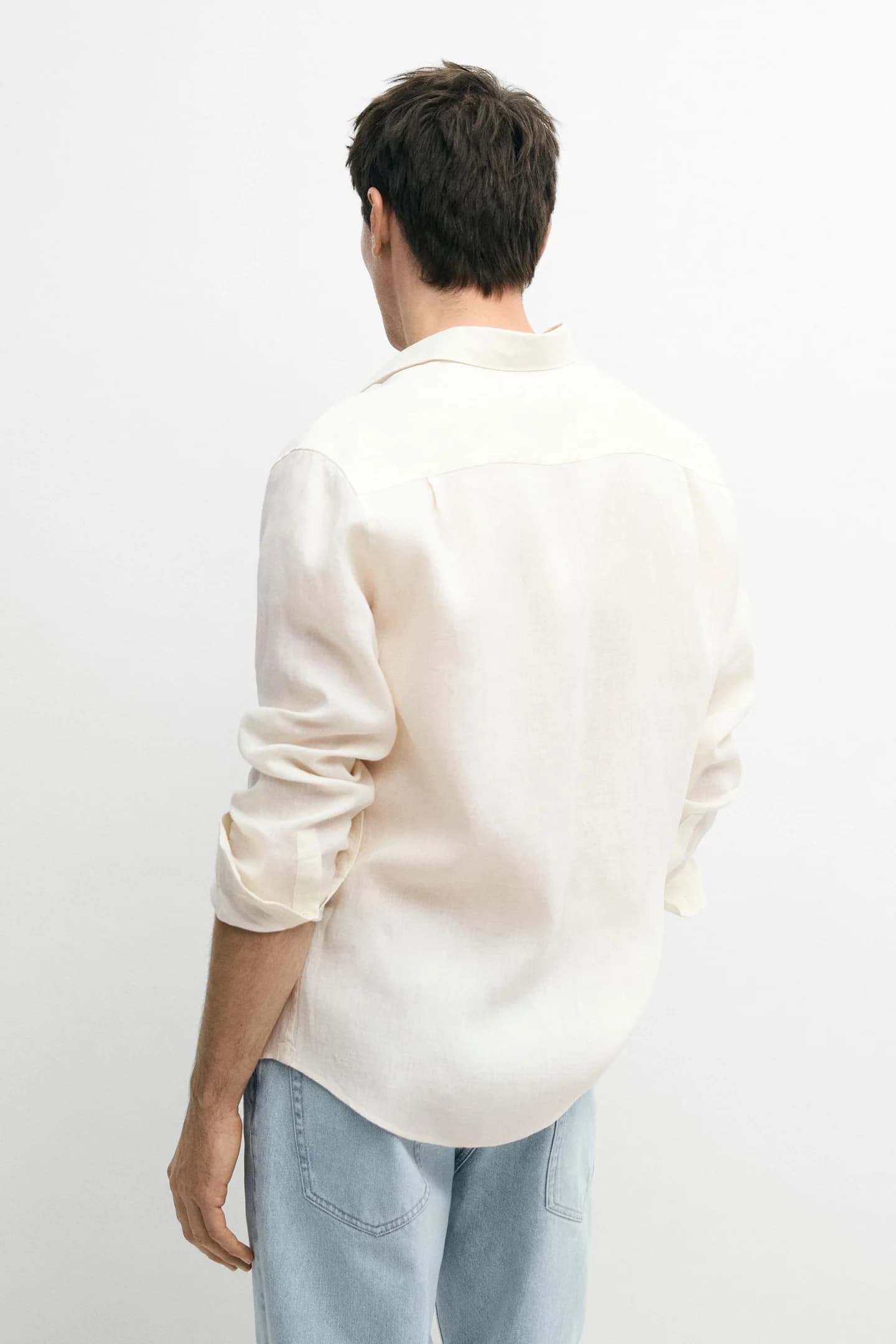 Тонкая рубашка из 100% льна. - фото 8