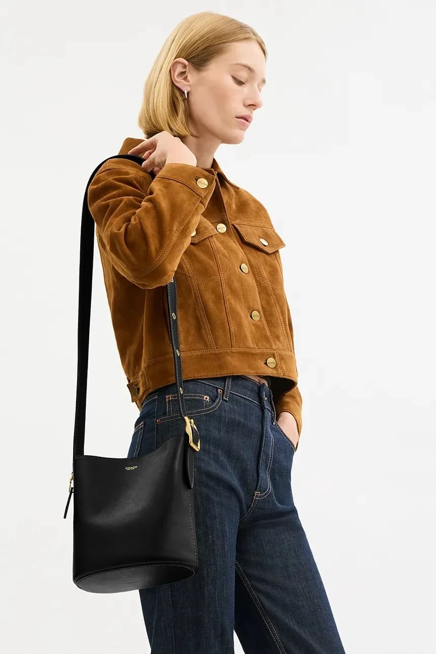 Женская кожаная сумка через плечо Bleecker Bucket Bag 21 - фото 8