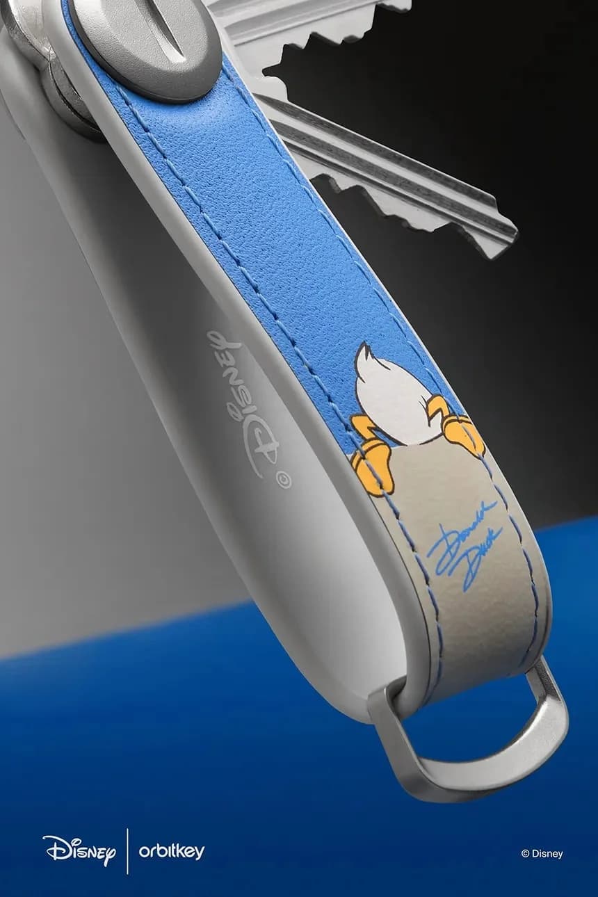 Брелок для ключей Donald Duck из натуральной кожи 8,6 x 2,2 x 2 см - фото 6