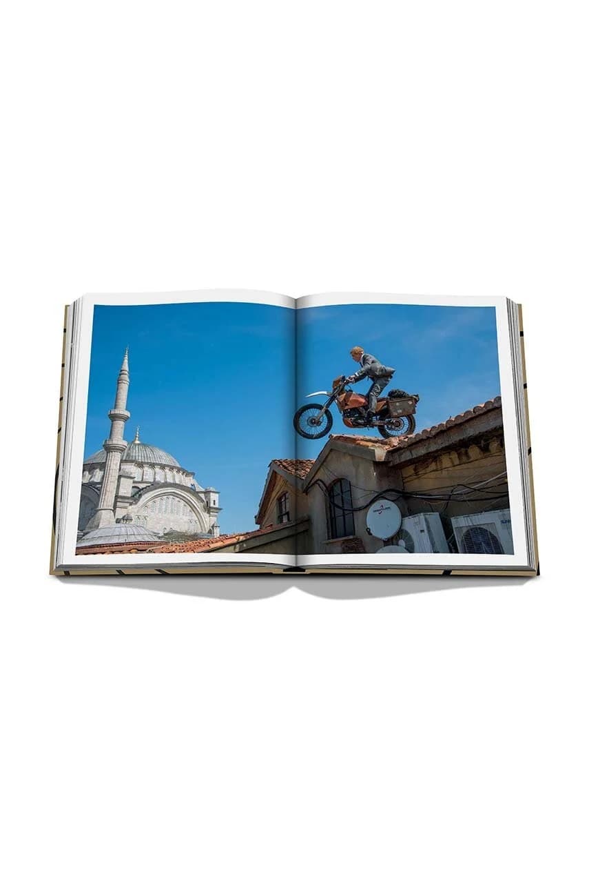 Книга Дэниела Пембри «Пути Джеймса Бонда», англ. - фото 6