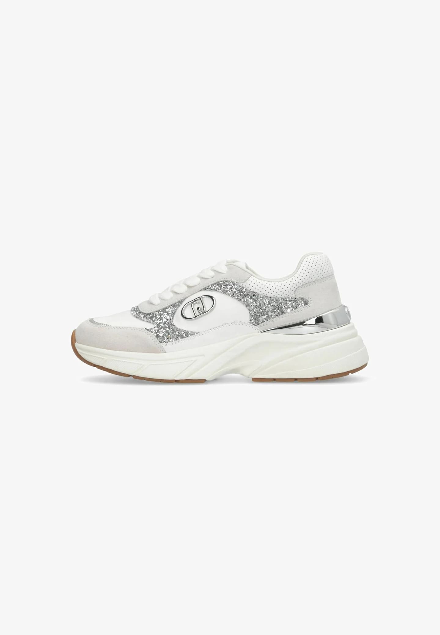 кроссовки на шнуровке - фото 1