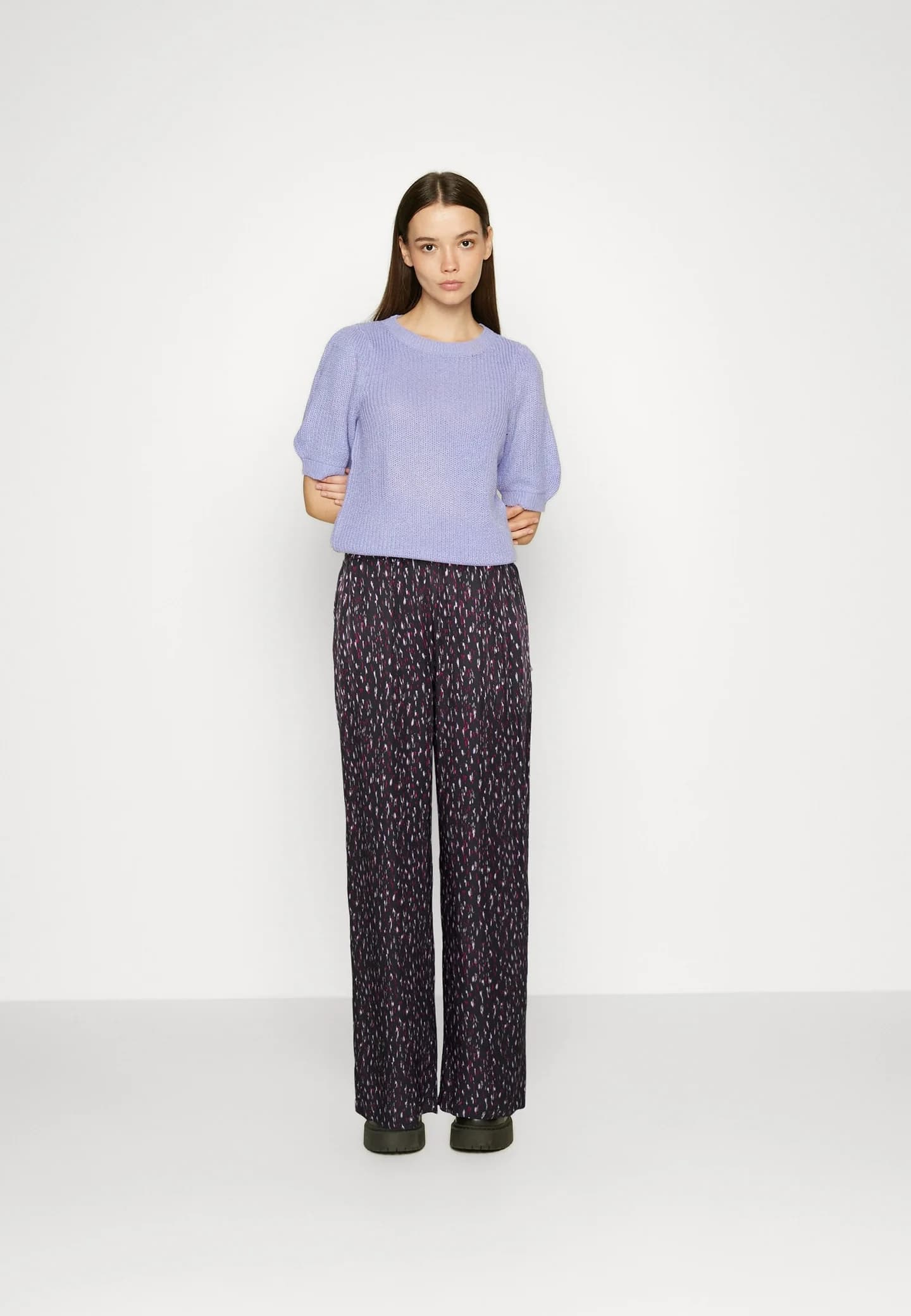 GIA БРЮКИ С ПРИНТОМ MID RISE WIDE - Брюки из ткани - фото 2