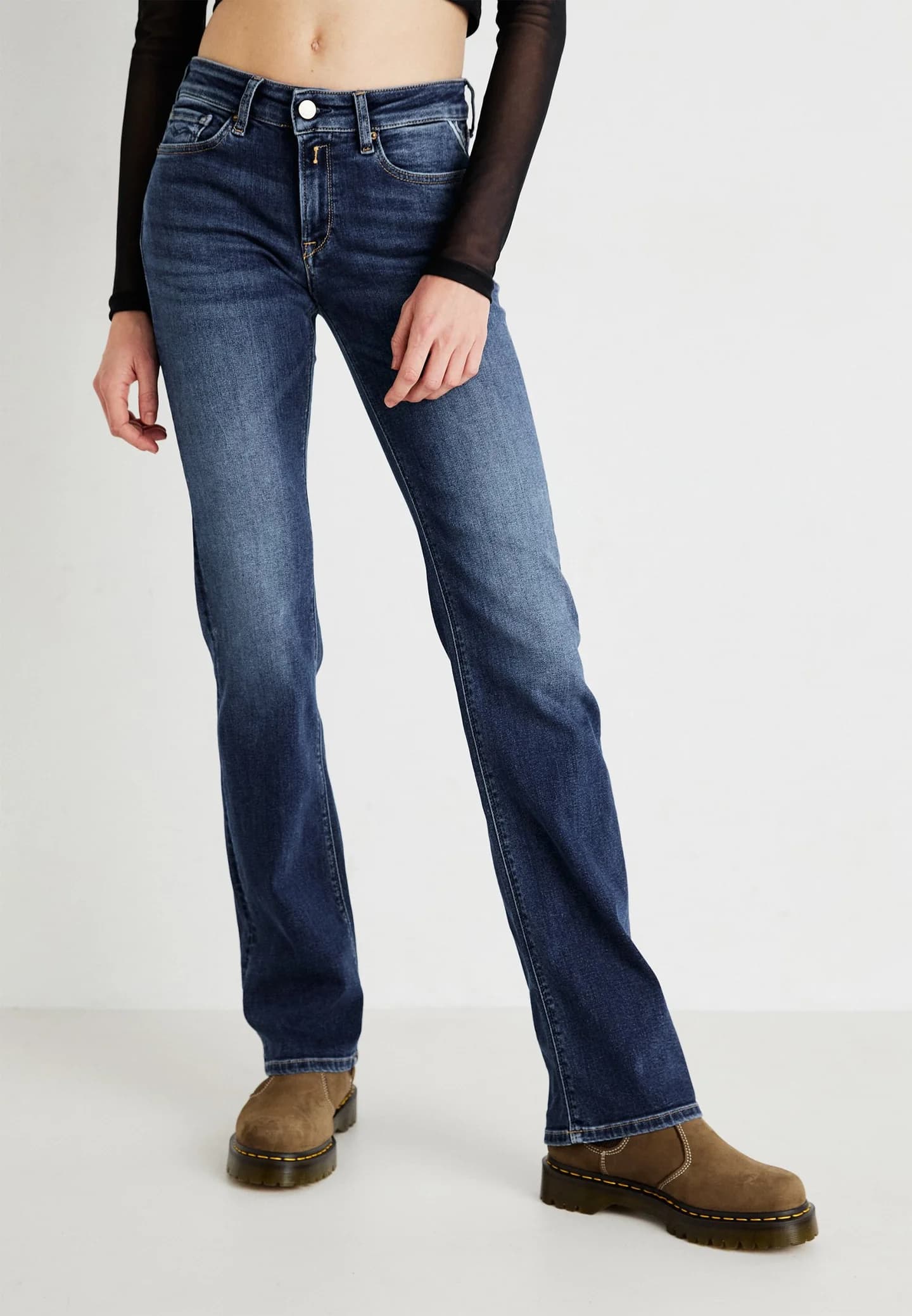 Джинсы Bootcut - фото 1