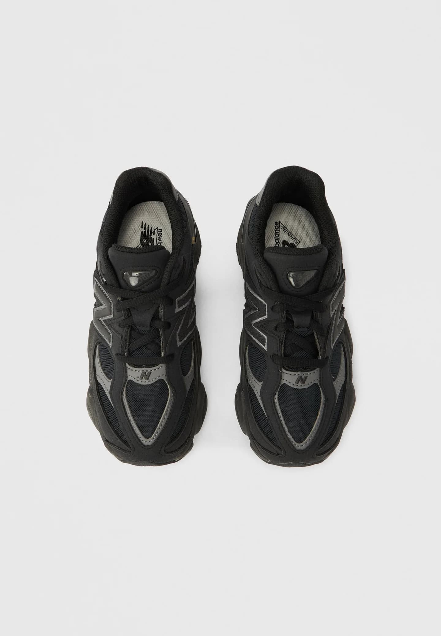 9060 UNISEX - Кроссовки низкие - фото 4