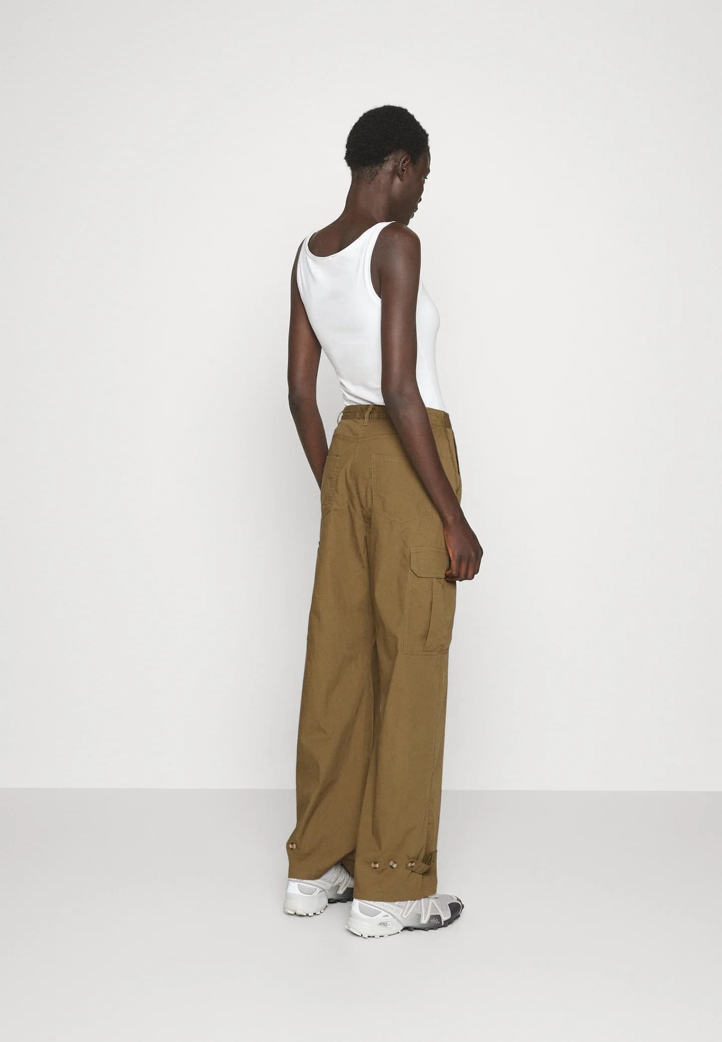 VMCHARLOTTE PANT - Боевые брюки - фото 3