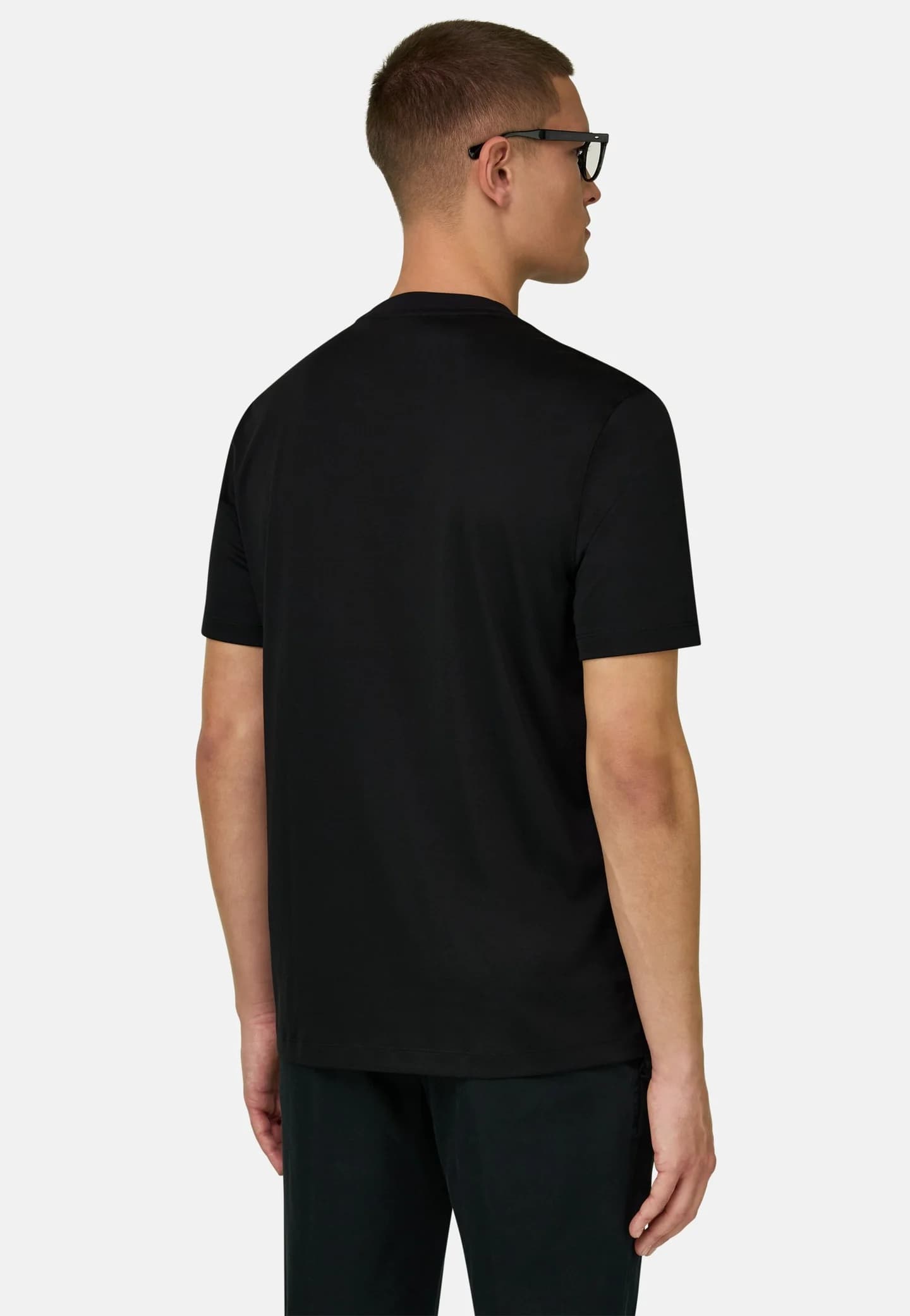 Базовая футболка - фото 3
