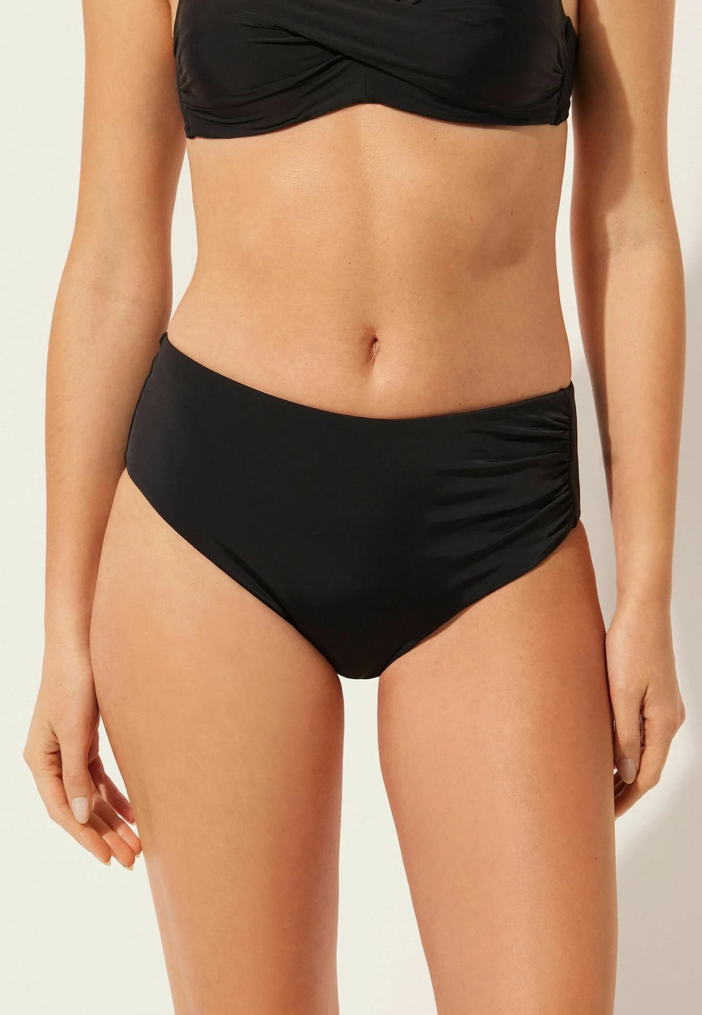 ИНДОНЕЗИЯ – Плавки бикини - фото 4