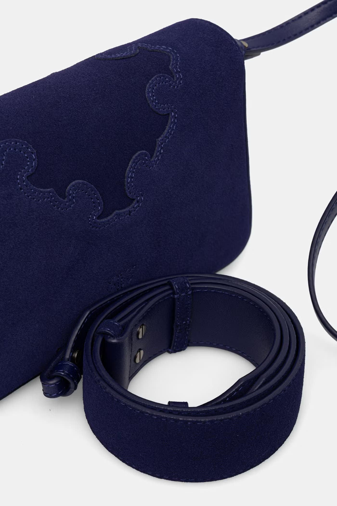 Женская замшевая сумка через плечо - фото 5