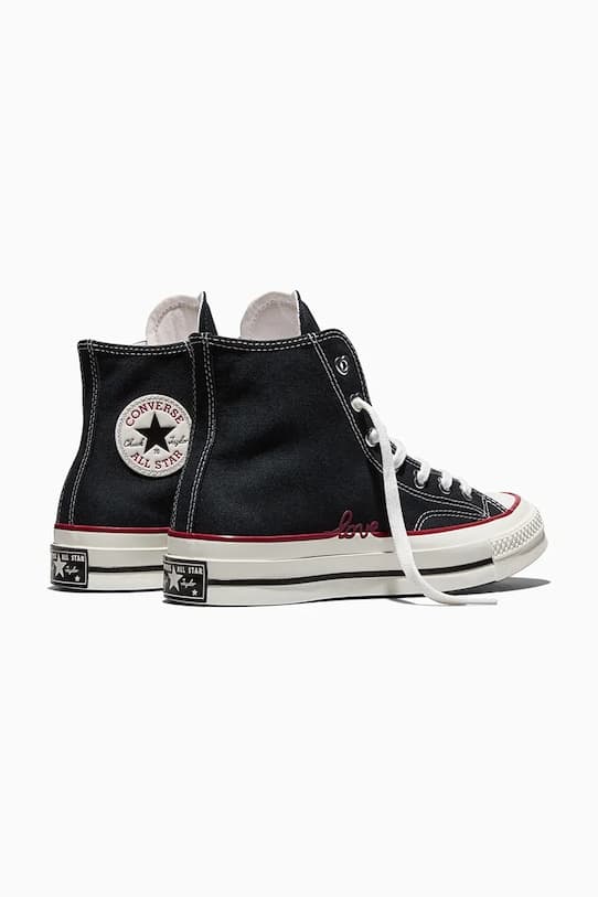 Кроссовки Converse Chuck 70 ко Дню святого Валентина - фото 4