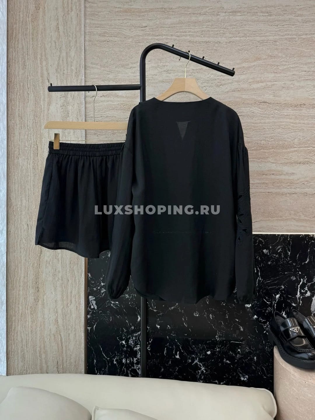 Zimmermann льняной костюм с шортами на завязках черный - фото 2