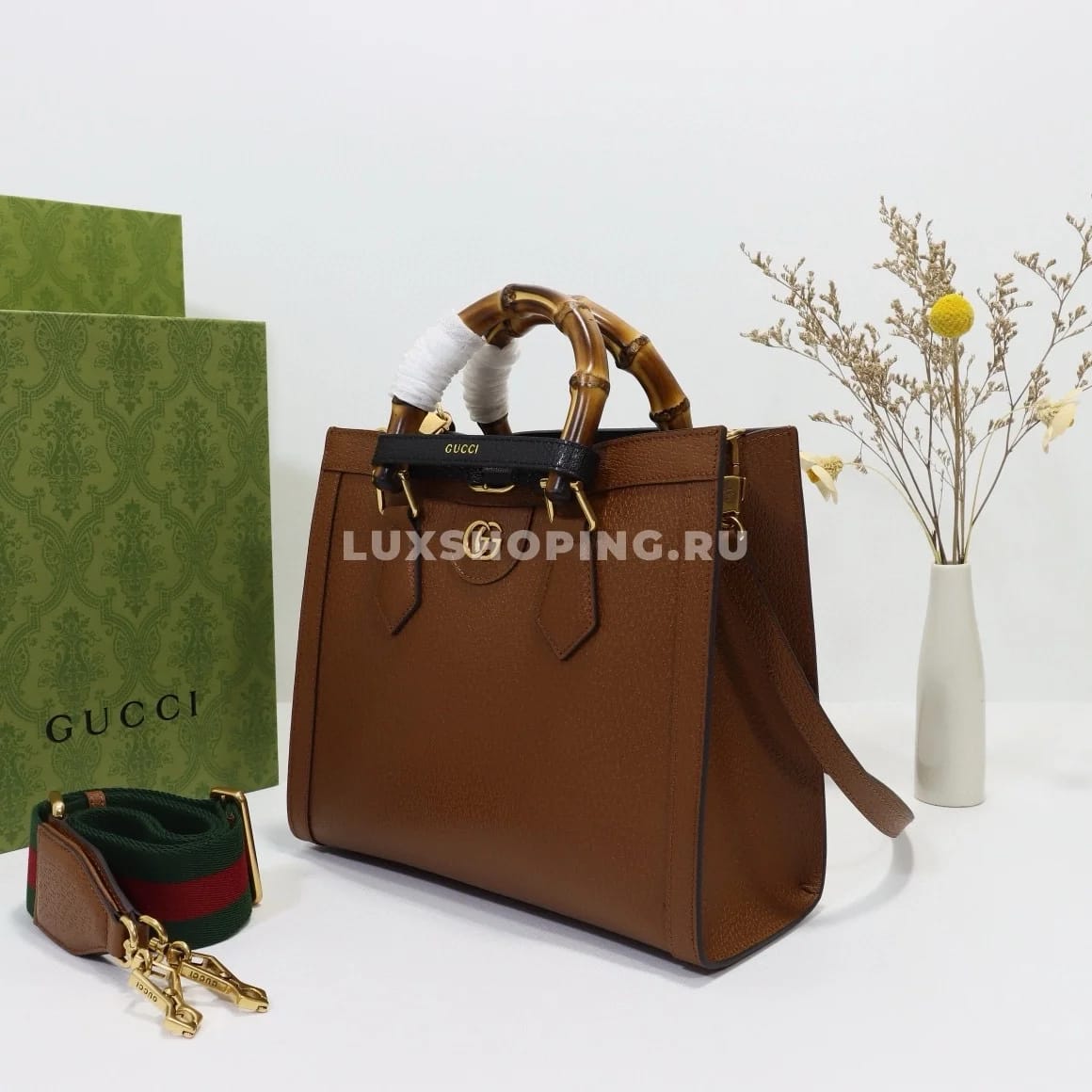 Gucci Сумка-тоут Diana 702721 коричневый - фото 3