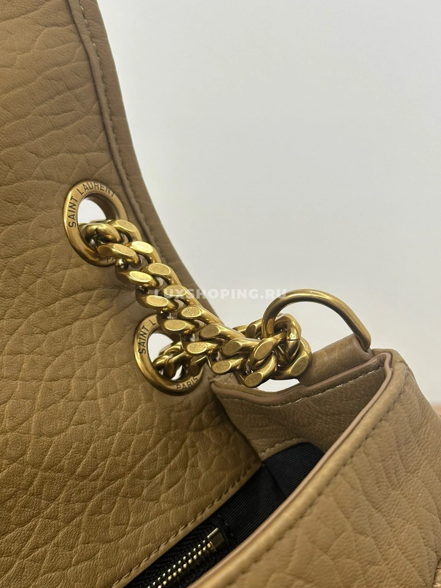 Saint Laurent Сумка Niki 28 см из мягкой овечьей кожи Беж - фото 8