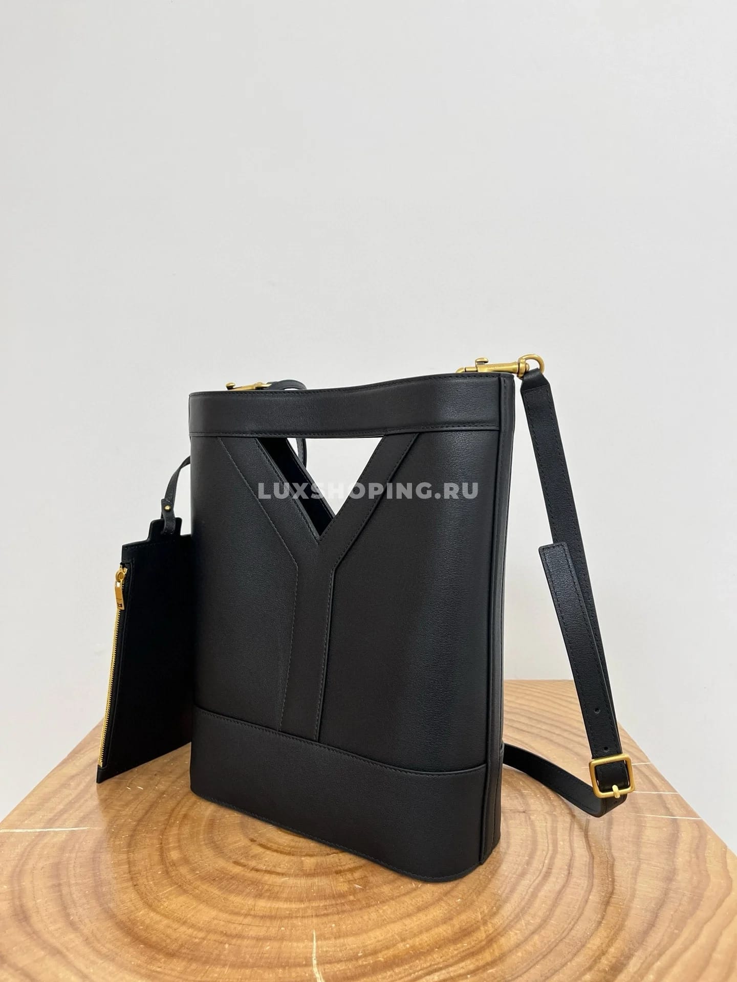 Saint Laurent Черная сумка Y - фото 3