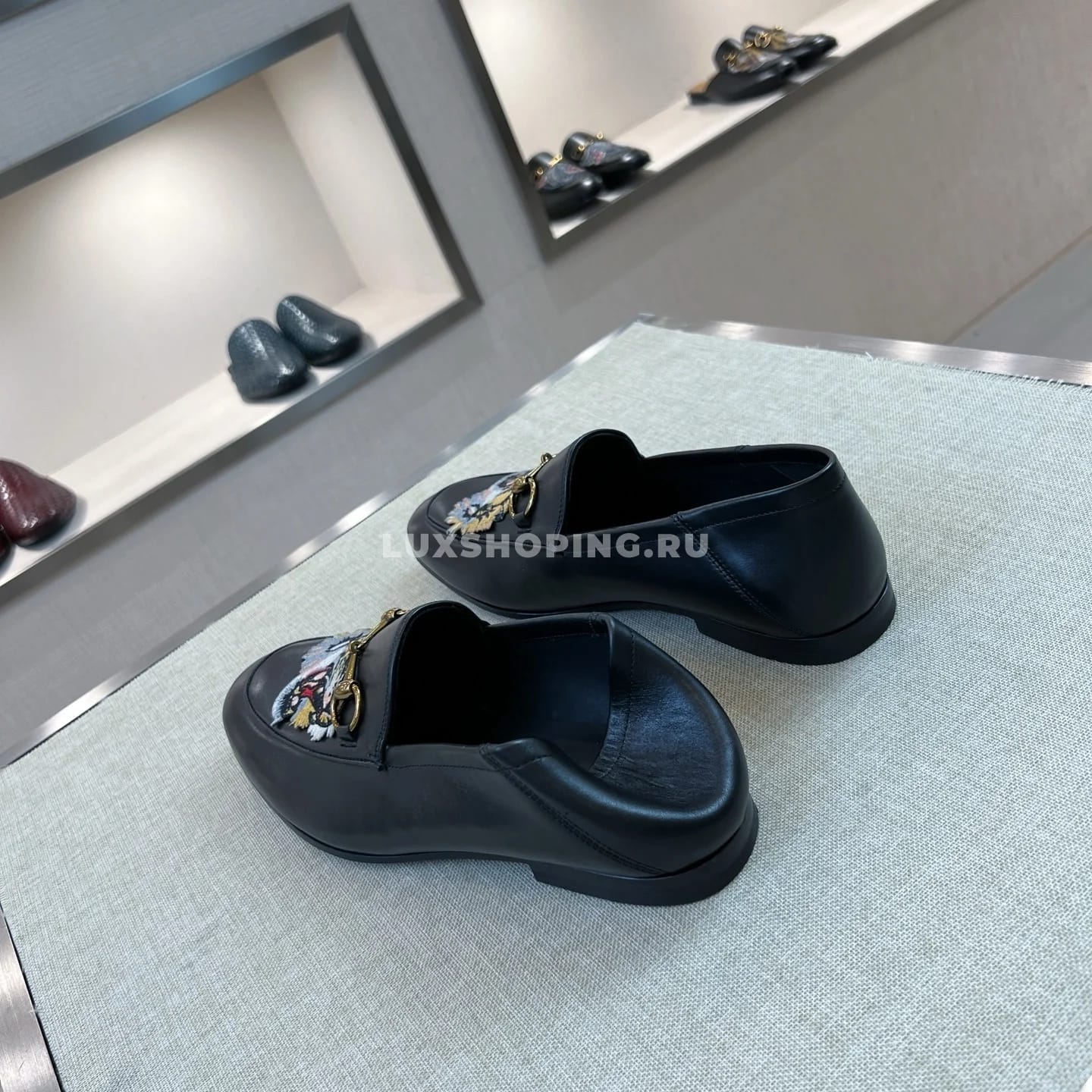 Мокасины Gucci черные с тигром - фото 4