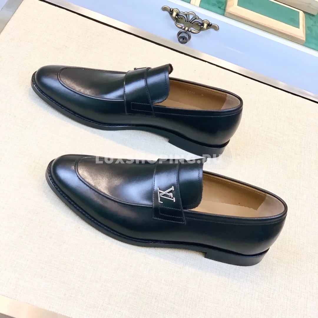 Лоферы Louis Vuitton с пряжкой и лого черные - фото 2