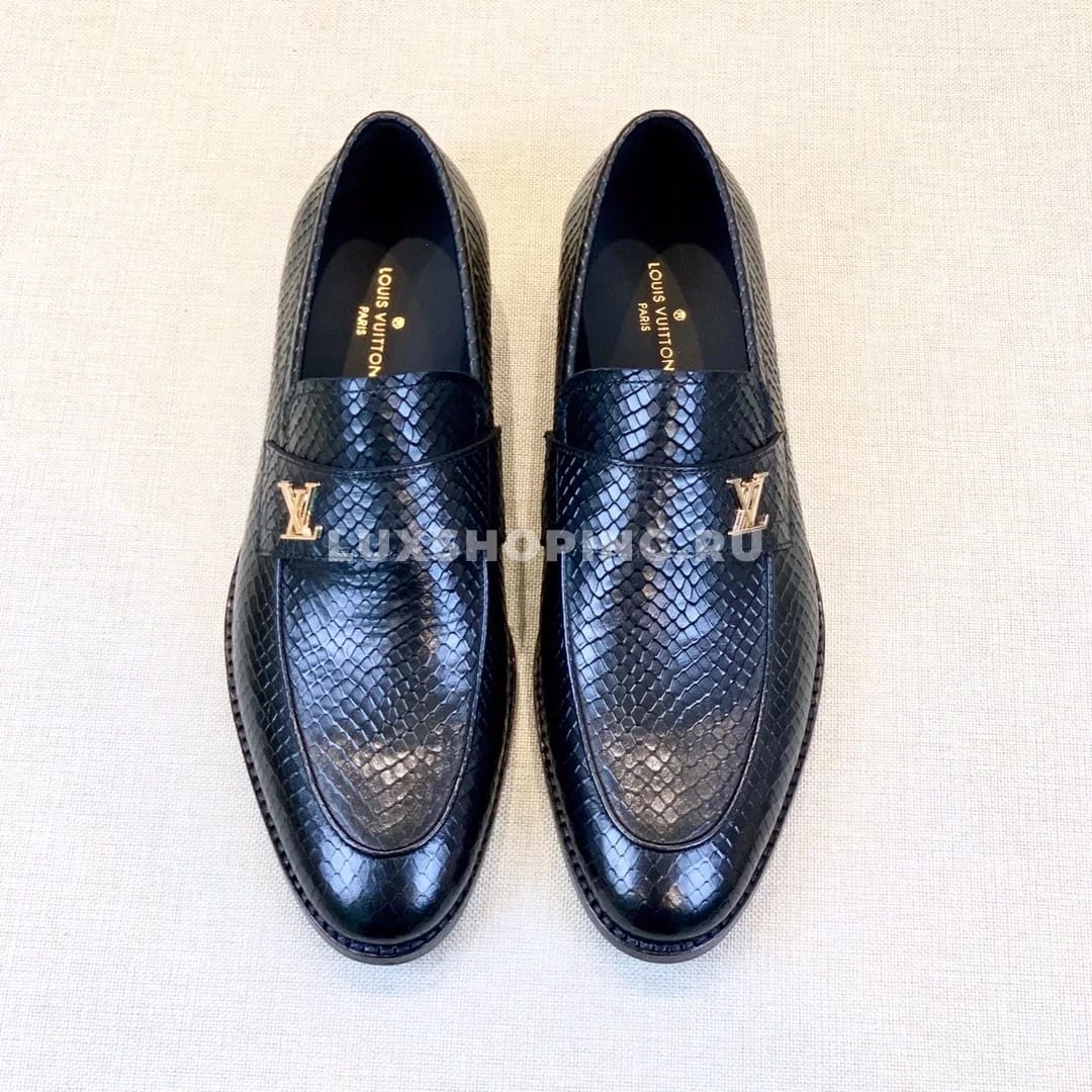 Лоферы Louis Vuitton с пряжкой и лого змеиные - фото 6