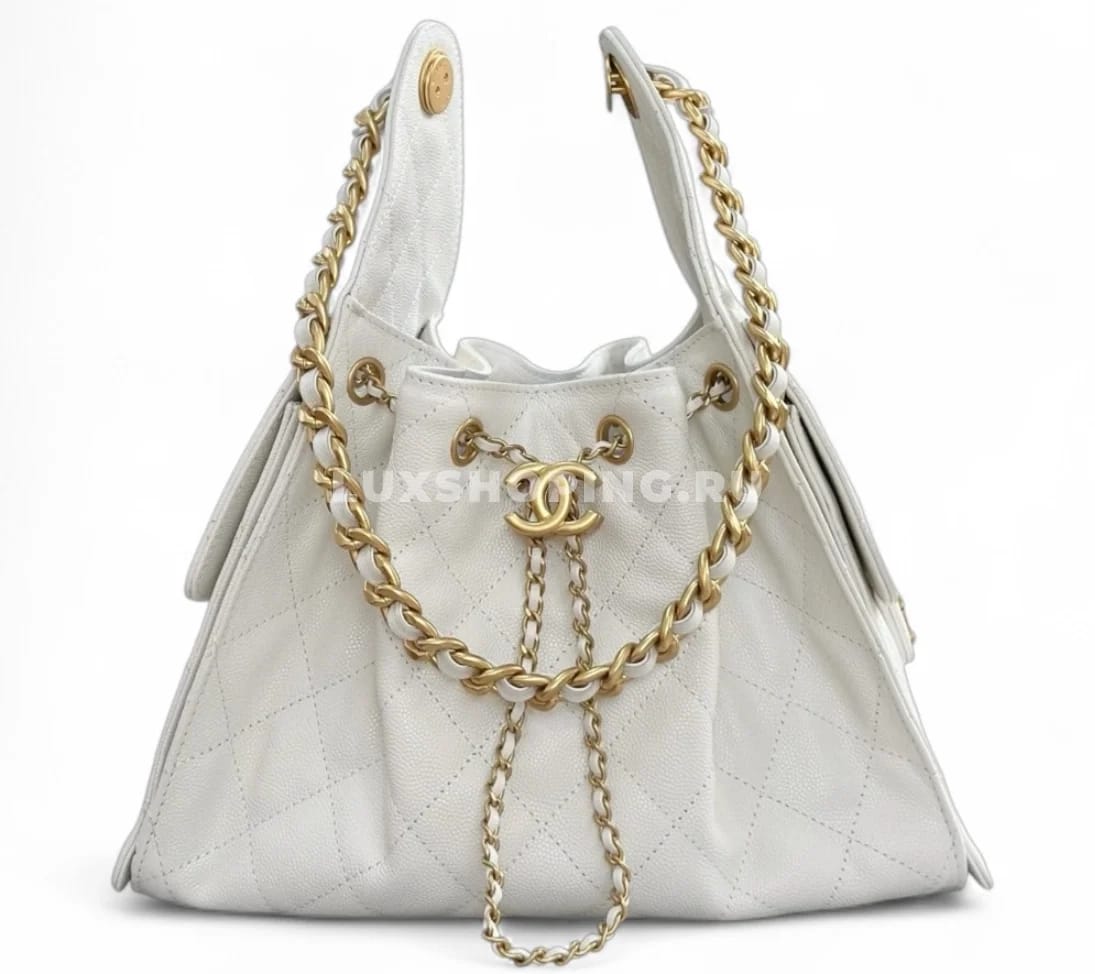 CHANEL сумка хобо из фактурной кожи белый 40×30×15 см