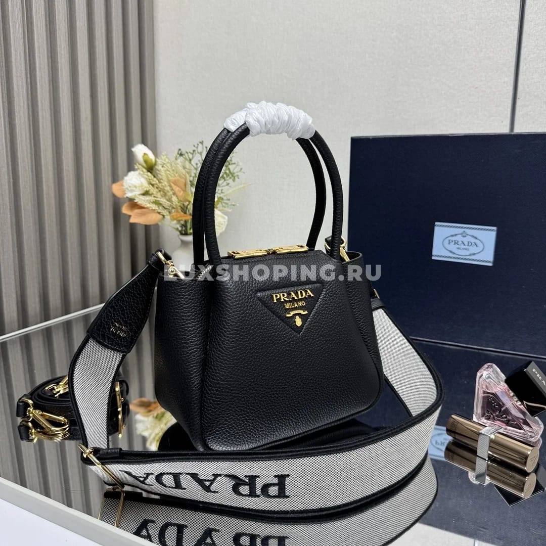 Мини-сумка Prada через плечо, черная 18×19,5×9 см - фото 3