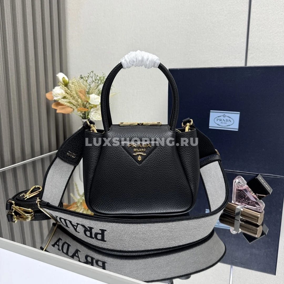 Мини-сумка Prada через плечо, черная 18×19,5×9 см - фото 6