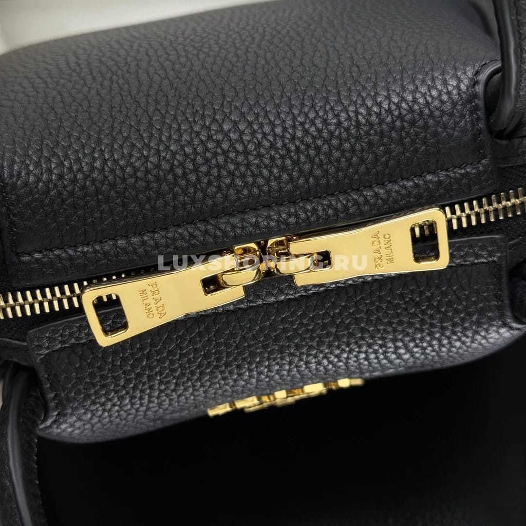 Мини-сумка Prada через плечо, черная 18×19,5×9 см - фото 7