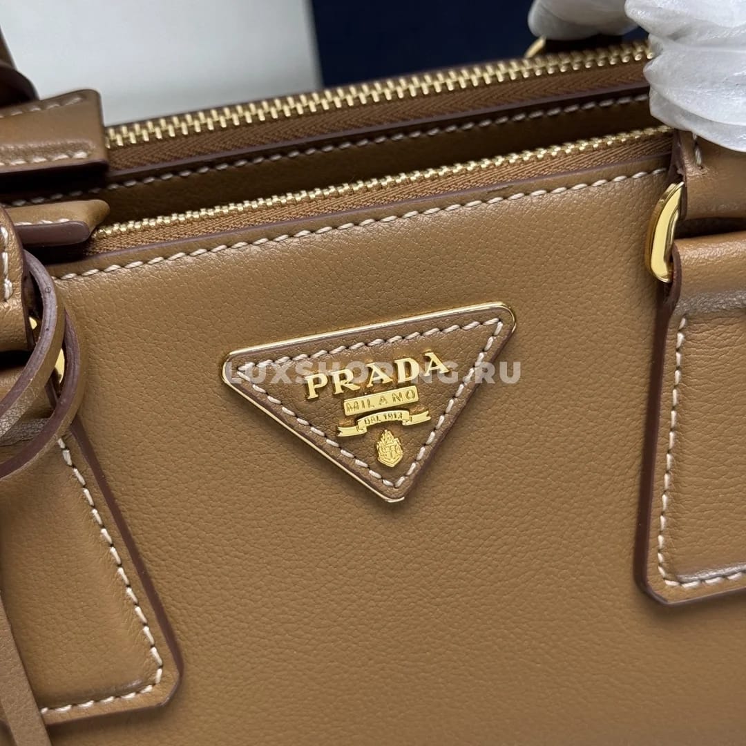 Сумка Prada Galleria caramel 24,5×16,5×11 см - фото 8