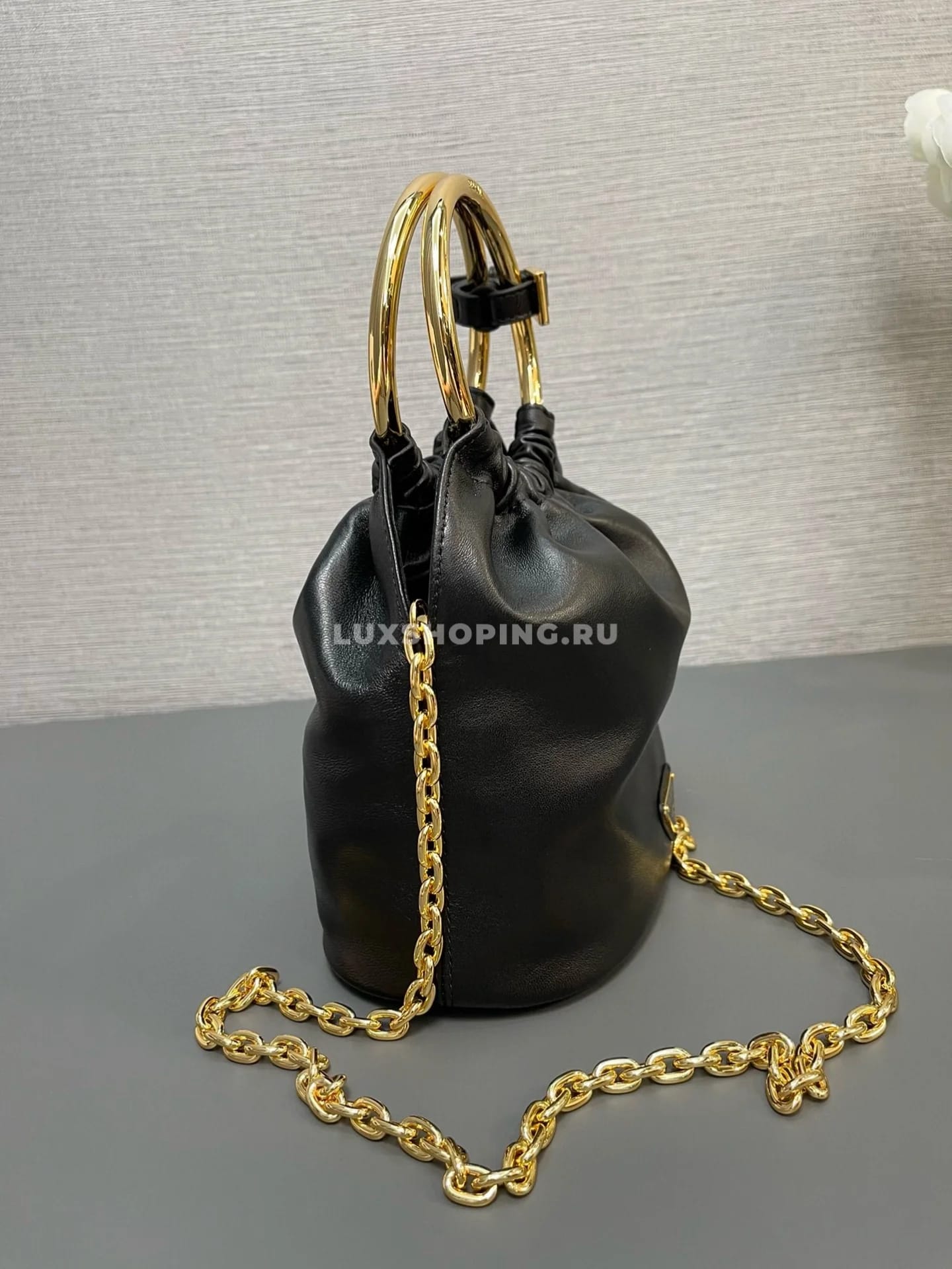 PRADA | Мини сумка из кожи наппа 15×19×8 см - фото 6