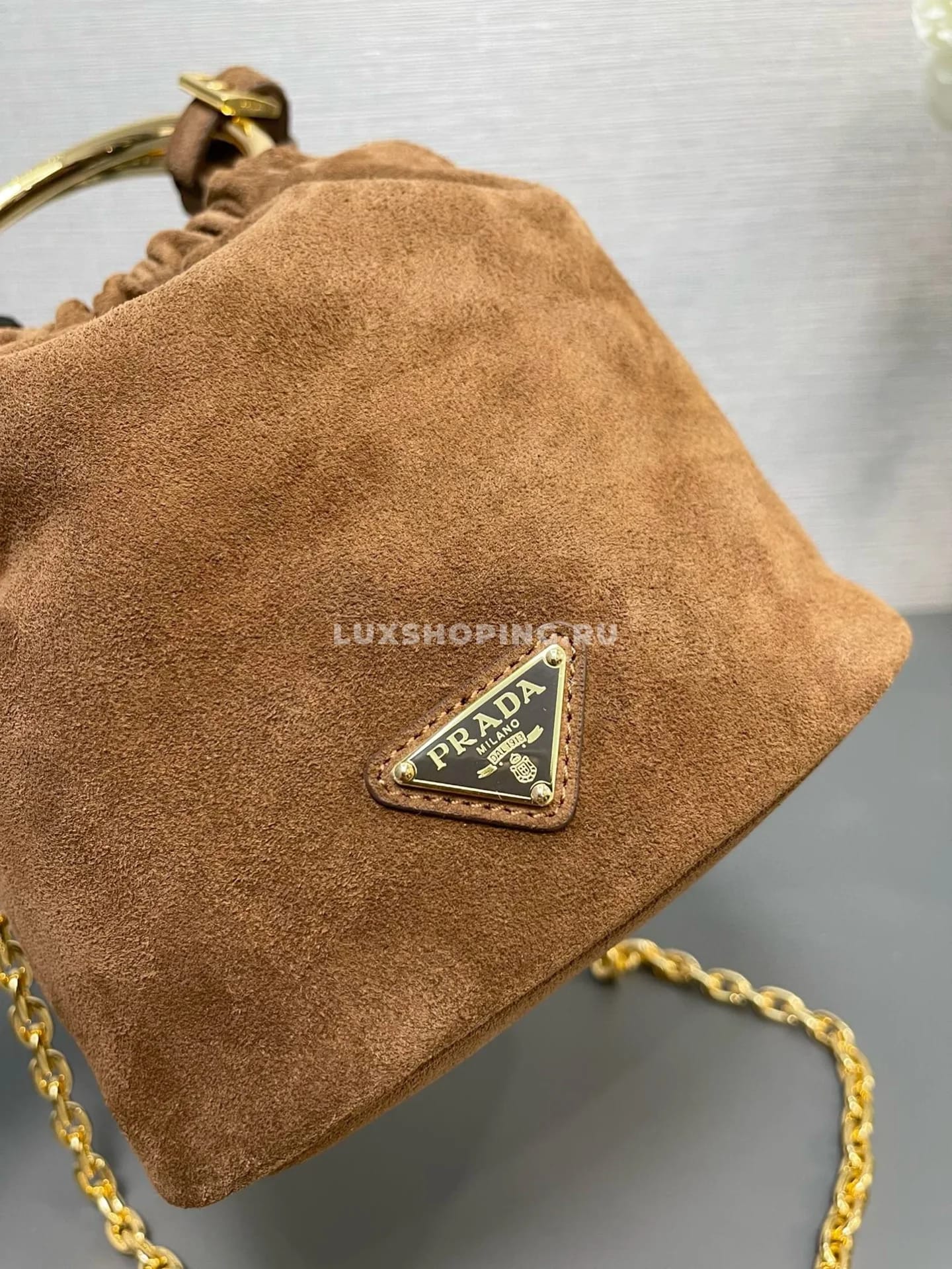 PRADA | Мини сумка из замши 15×19×8 см - фото 7