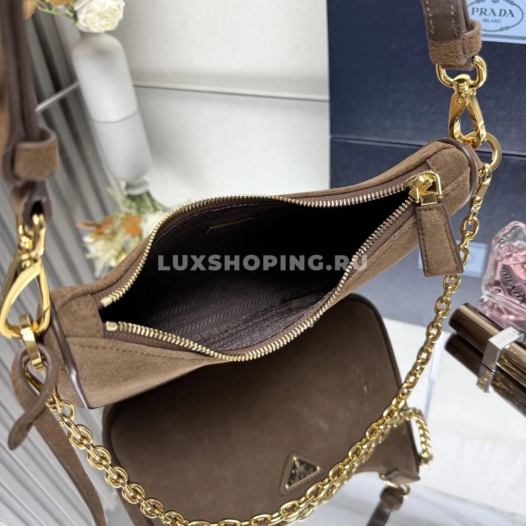 Сумка Prada Hobo коричневая из замши с ремешком 23×16×6,5 см - фото 4