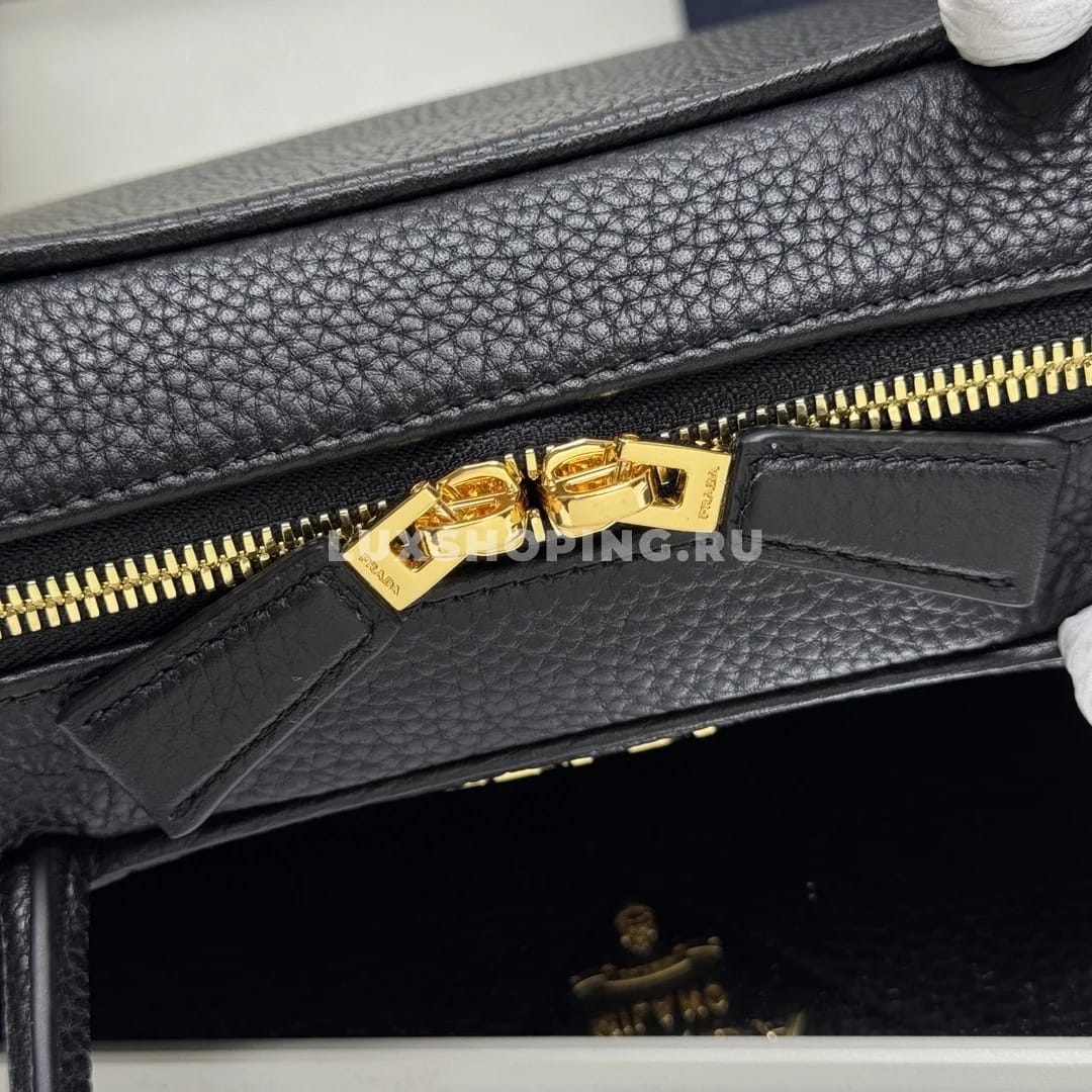 Сумка Prada прямоугольная из кожи черная 29×14×8,5 см - фото 4