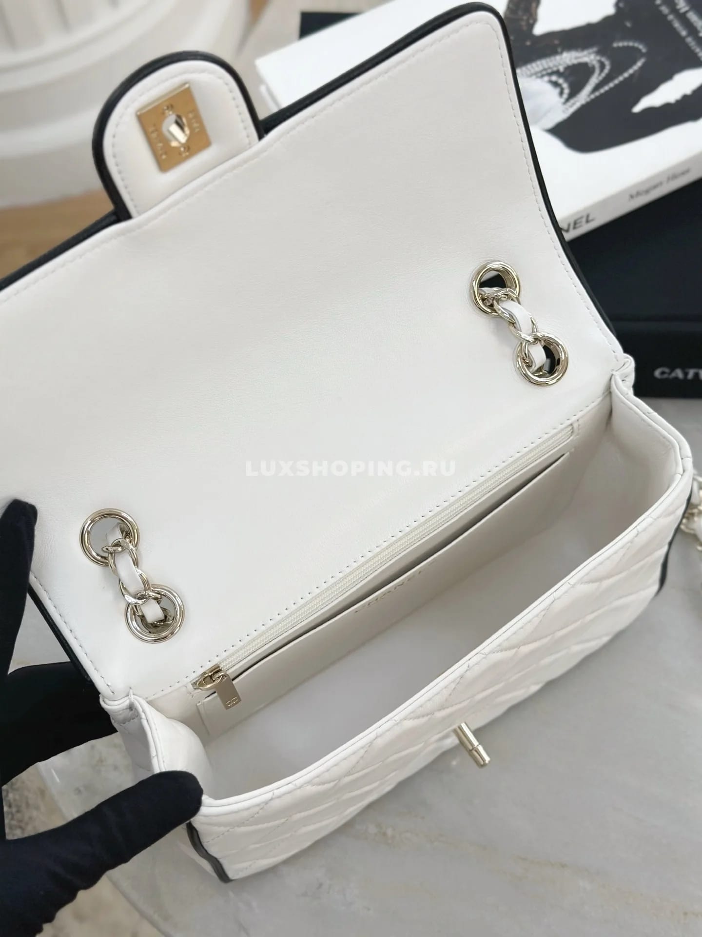 Сумка Chanel 25P Panda Square Flap Bag 17×23×6,5 см - фото 5