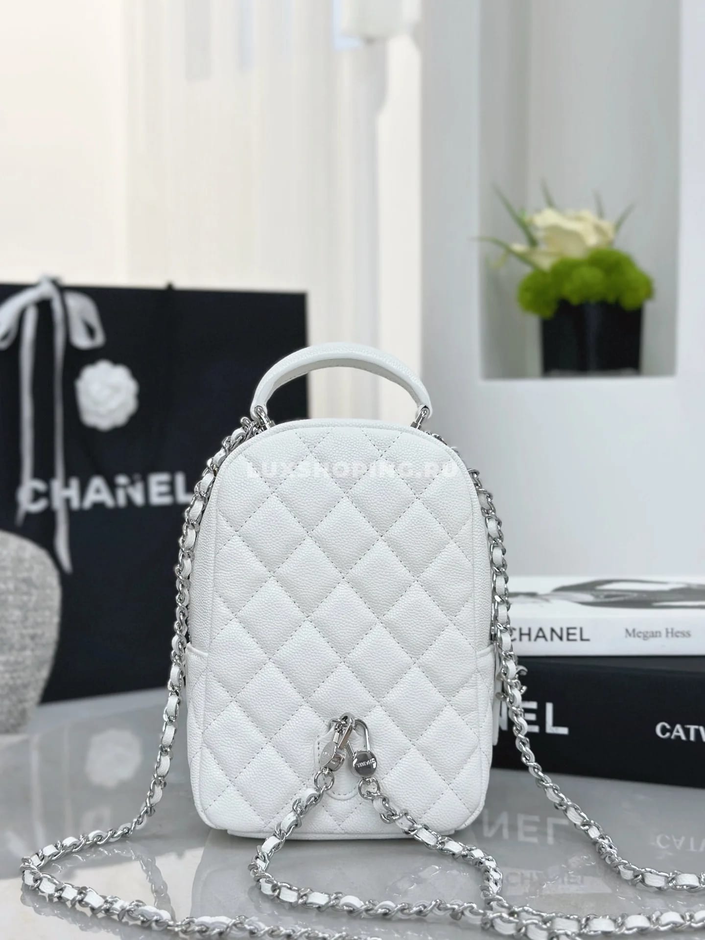 Мини-рюкзак белый Chanel 24P 18×22×10 см - фото 8