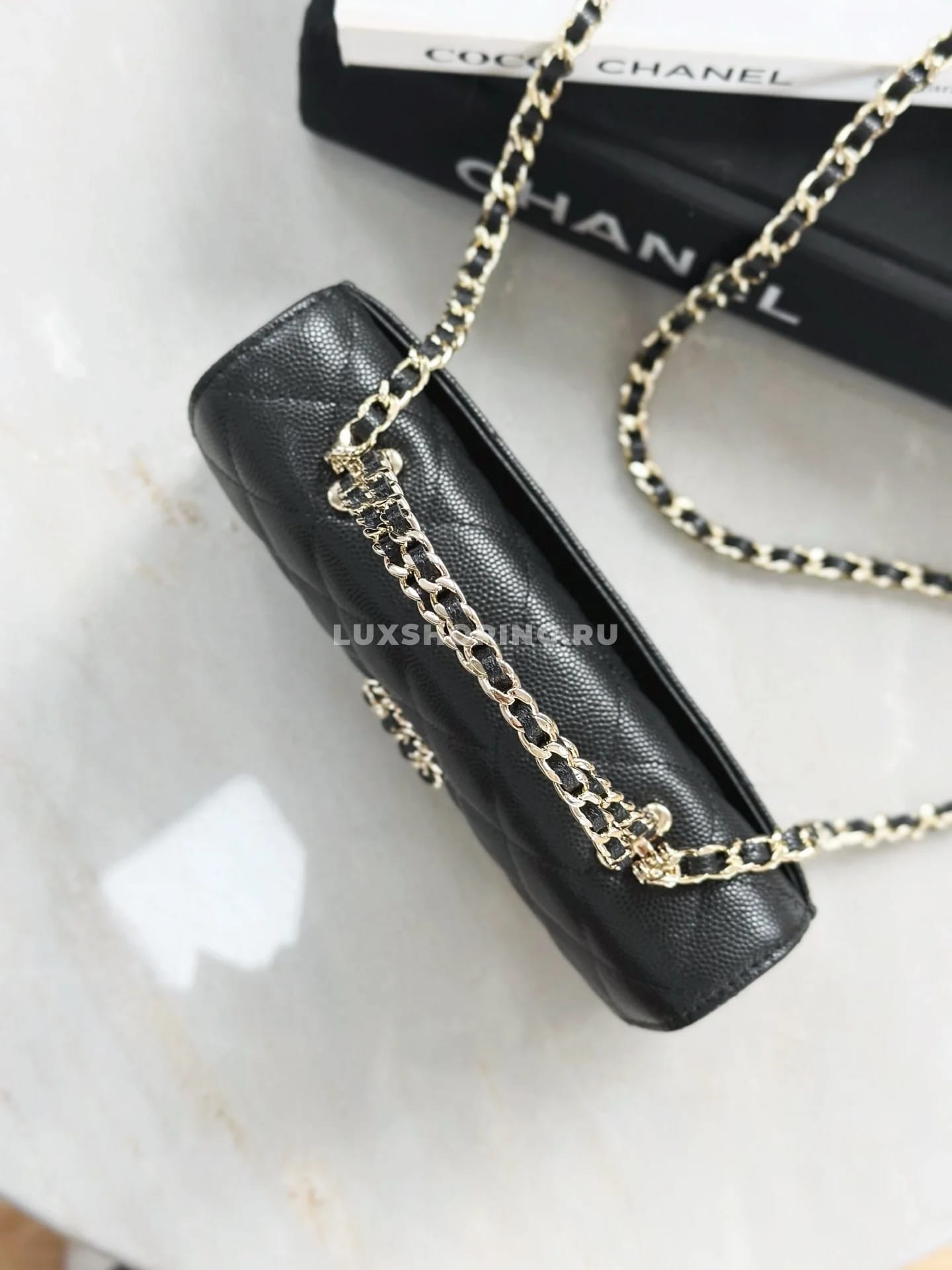 Сумка Chanel 25S с ручкой-цепочкой черная 10×18×4,5 см - фото 5