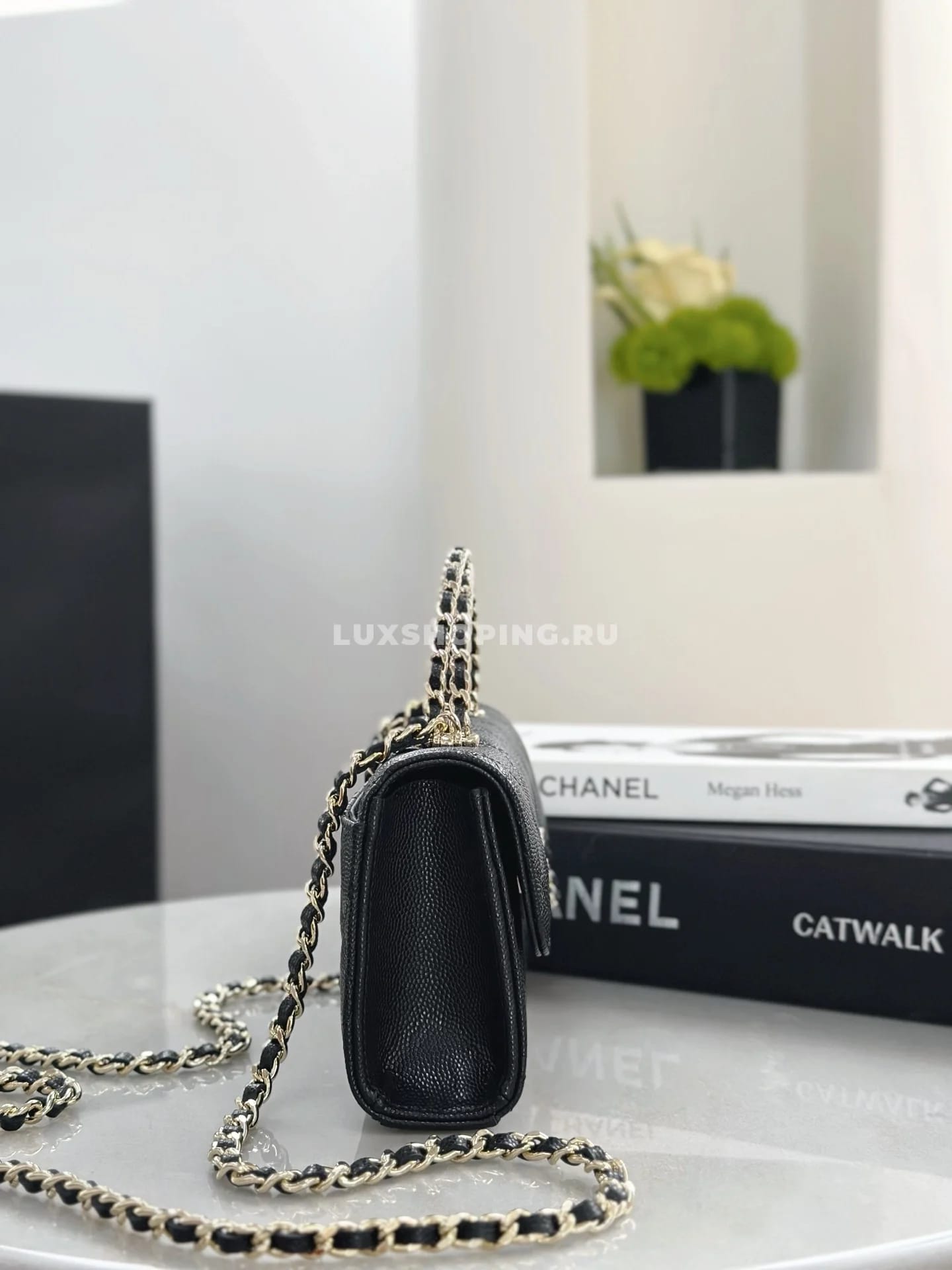 Сумка Chanel 25S с ручкой-цепочкой черная 10×18×4,5 см - фото 10