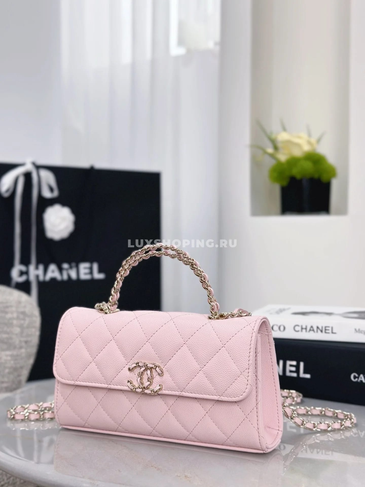 Сумка Chanel 25S с ручкой-цепочкой розовая 10×18×4,5 см - фото 9