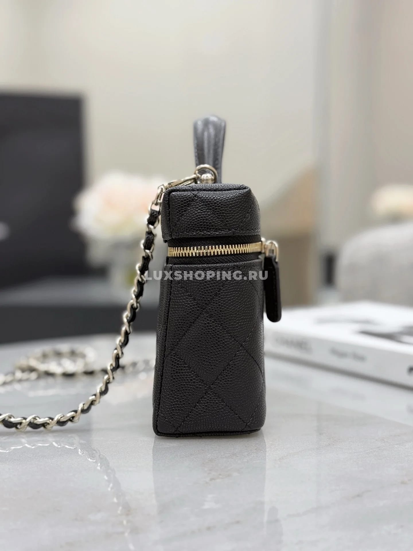 Сумка Chanel Vanity черная 17×19,5×5 см - фото 2