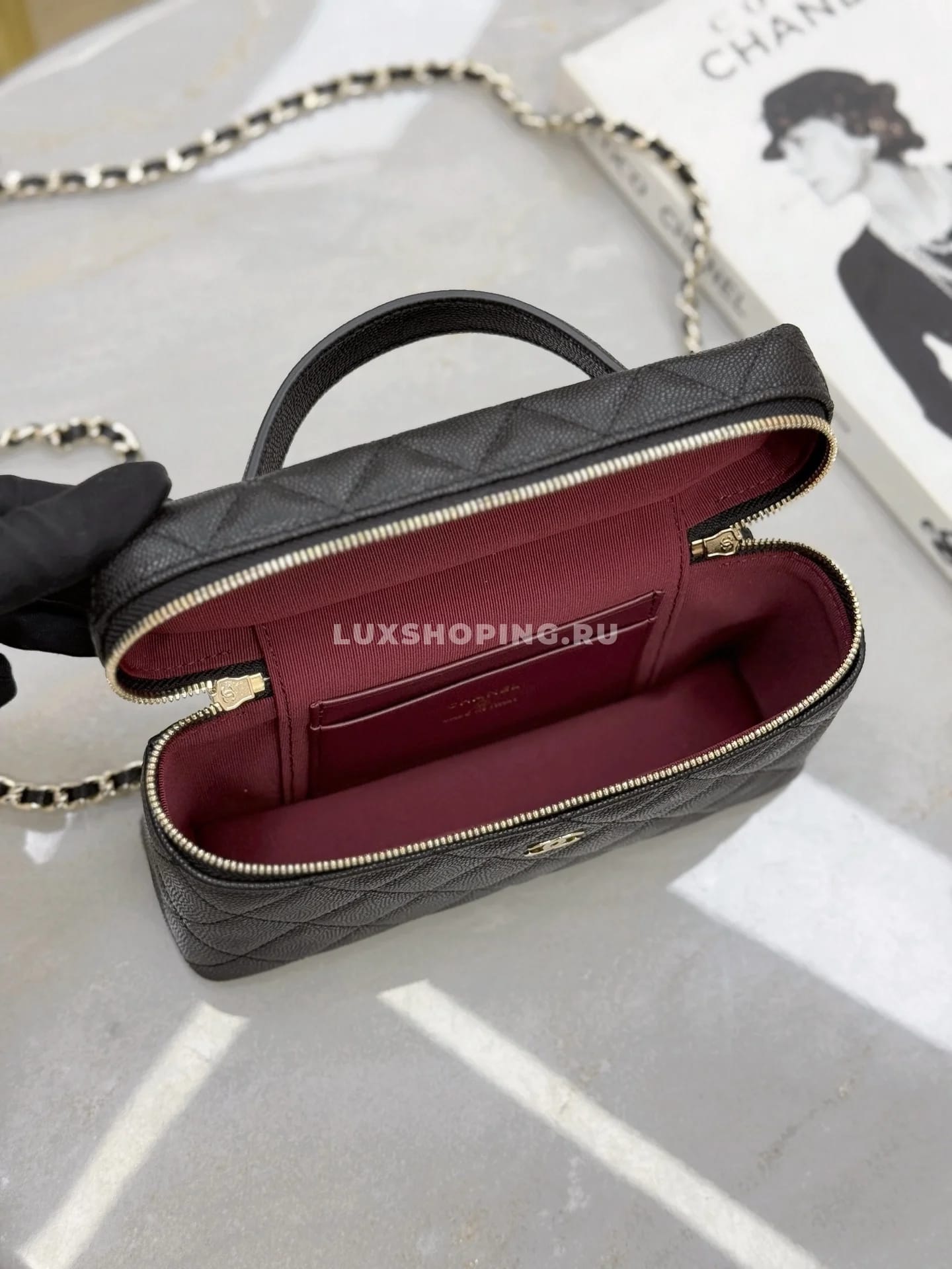Сумка Chanel Vanity черная 17×19,5×5 см - фото 3