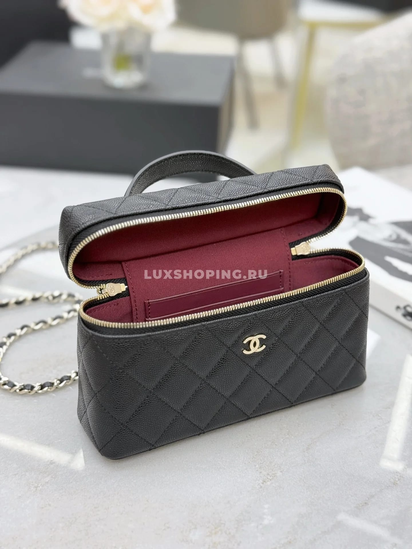 Сумка Chanel Vanity черная 17×19,5×5 см - фото 4