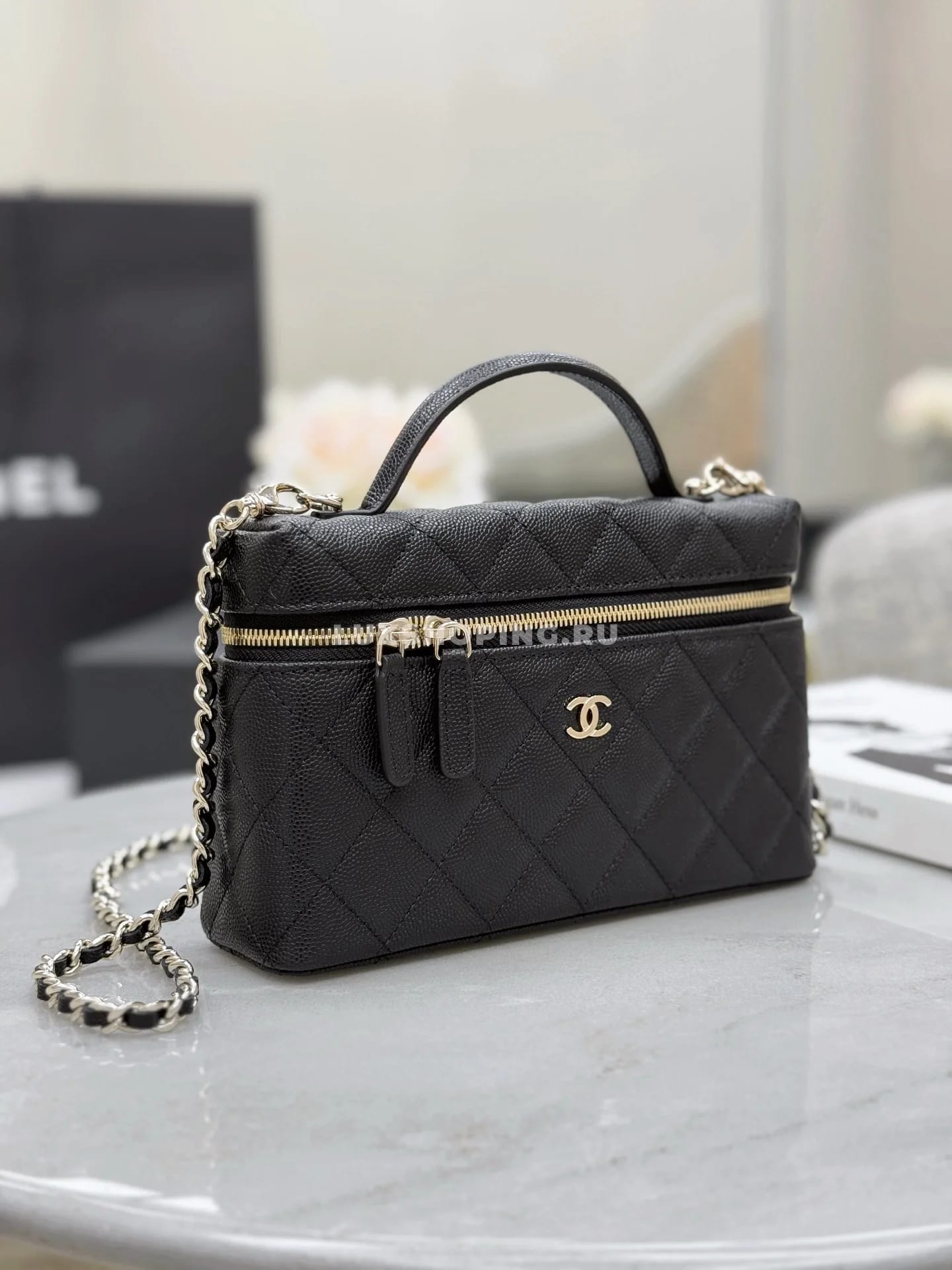 Сумка Chanel Vanity черная 17×19,5×5 см - фото 9
