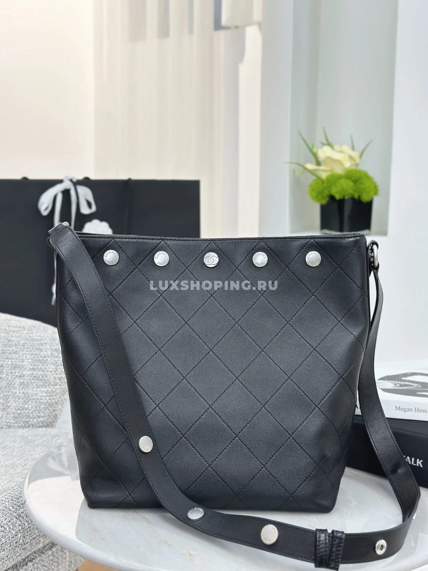 Сумка Chanel 25P Silver Coin Bucket Hobo 28×31×15 см - фото 3