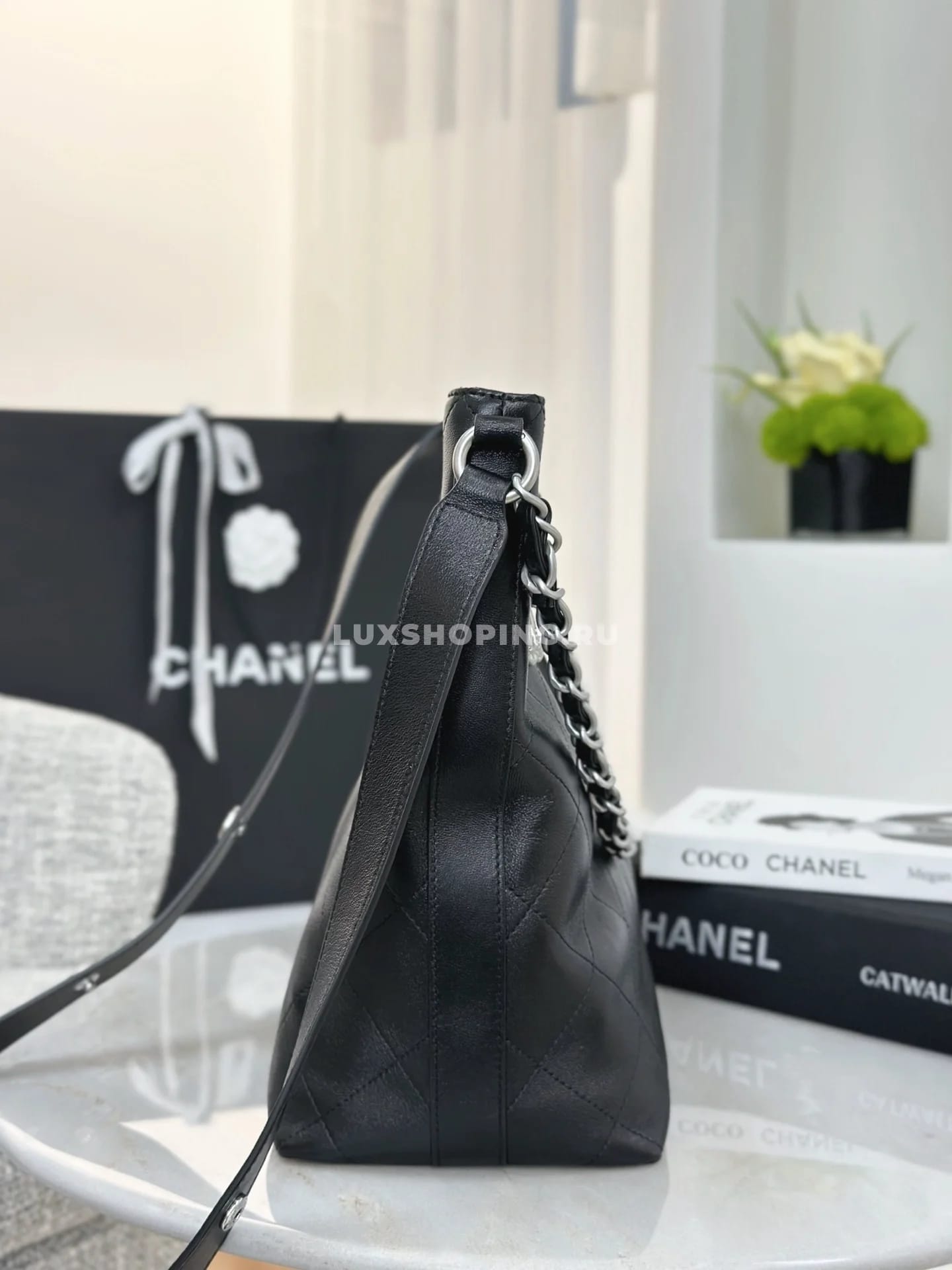 Сумка Chanel 25P Silver Coin Bucket Hobo 28×31×15 см - фото 8