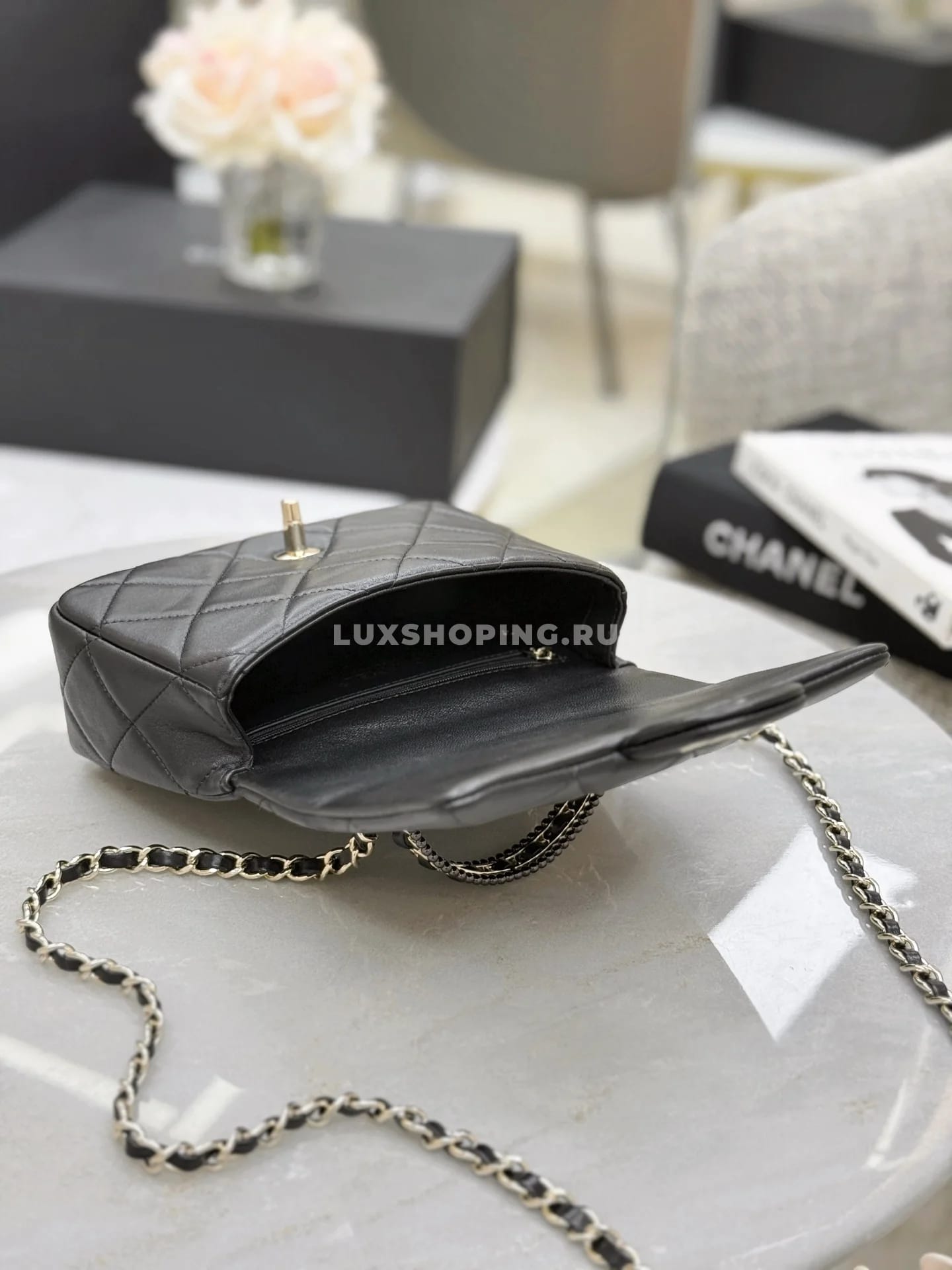 Сумка Chanel Handle Square Flap 14×18×7 см - фото 4